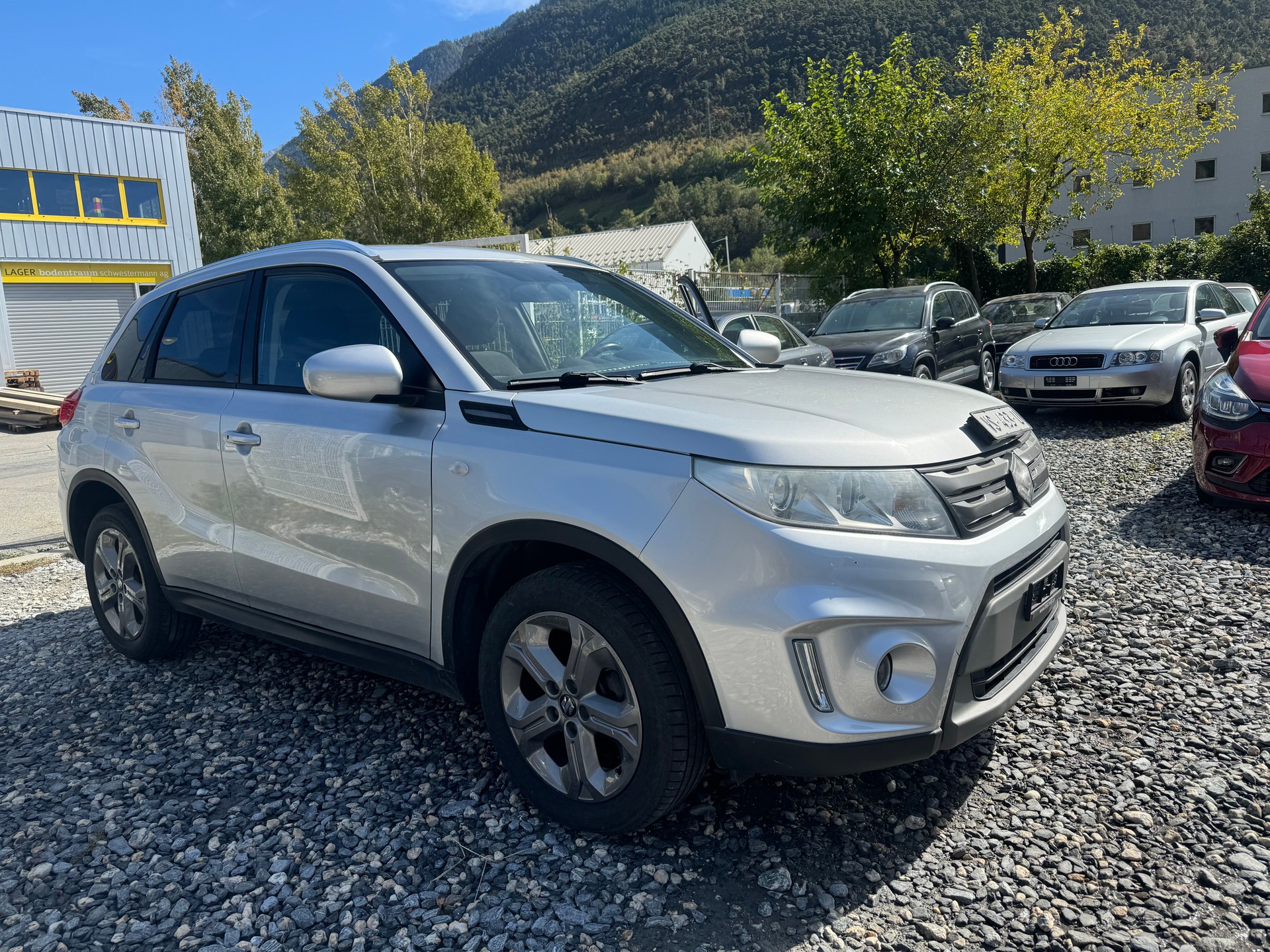 SUZUKI Vitara 1.6 TD Tradizio Top TCSS-image-11