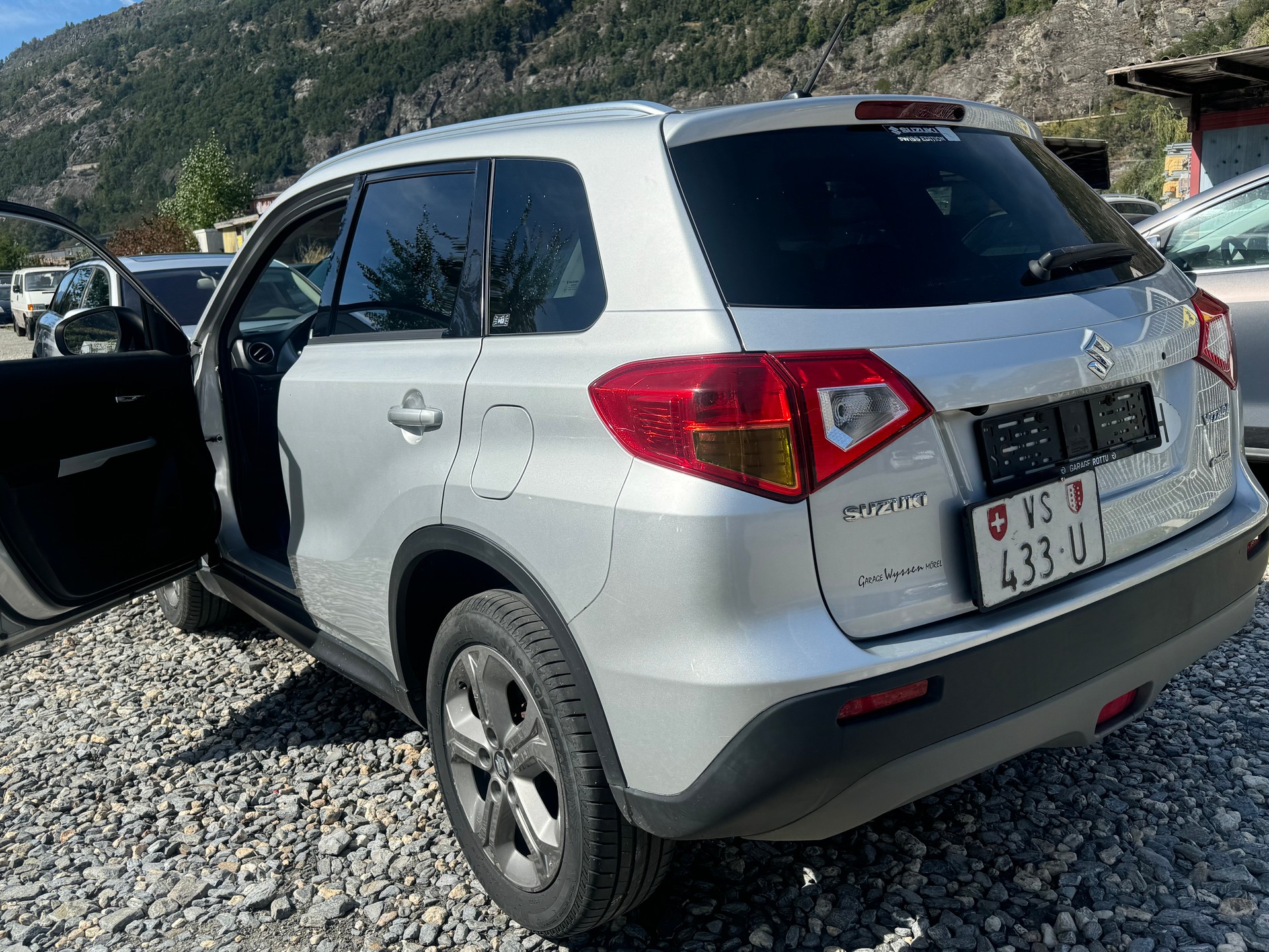 SUZUKI Vitara 1.6 TD Tradizio Top TCSS-image-5