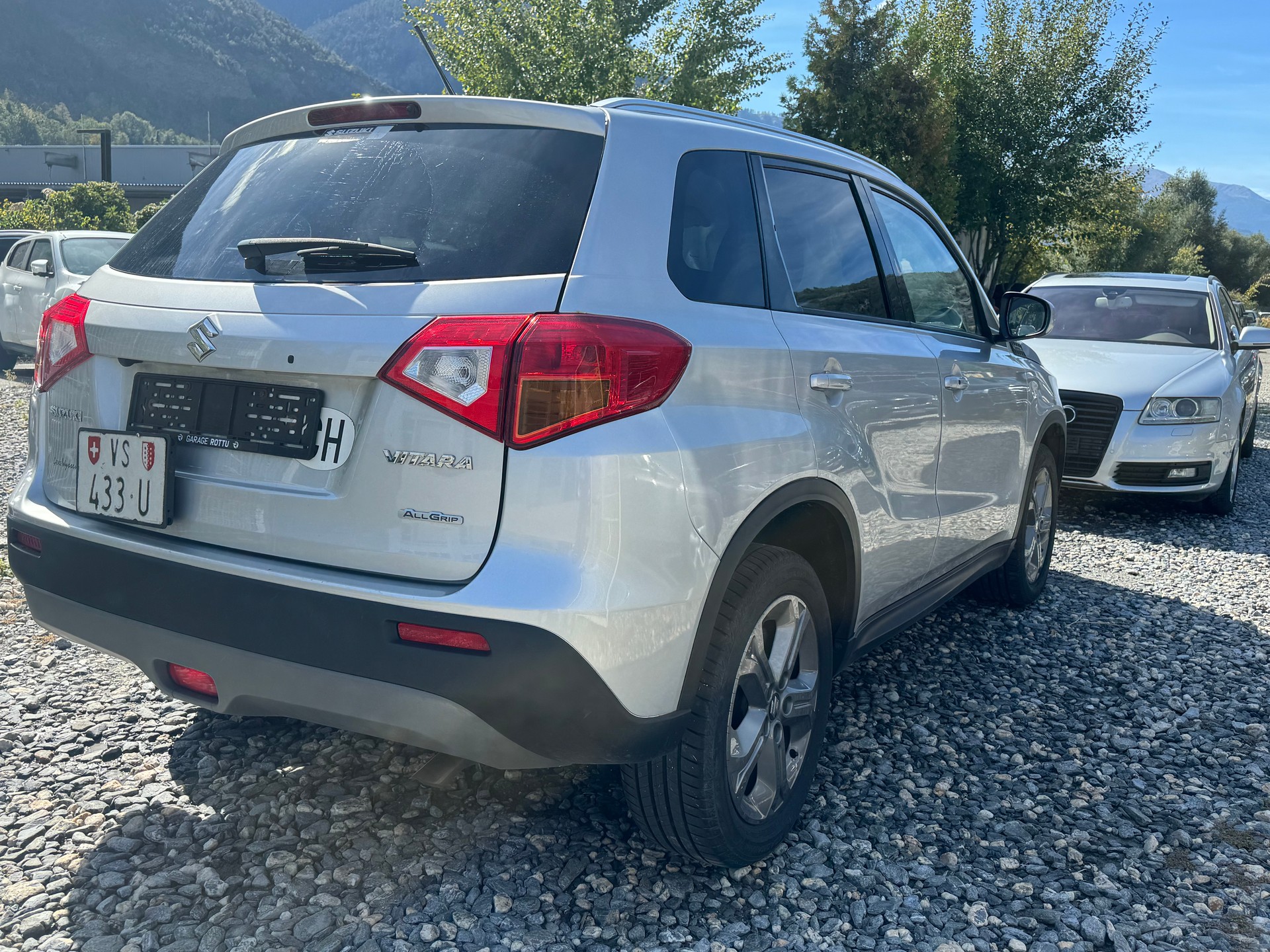 SUZUKI Vitara 1.6 TD Tradizio Top TCSS-image-8