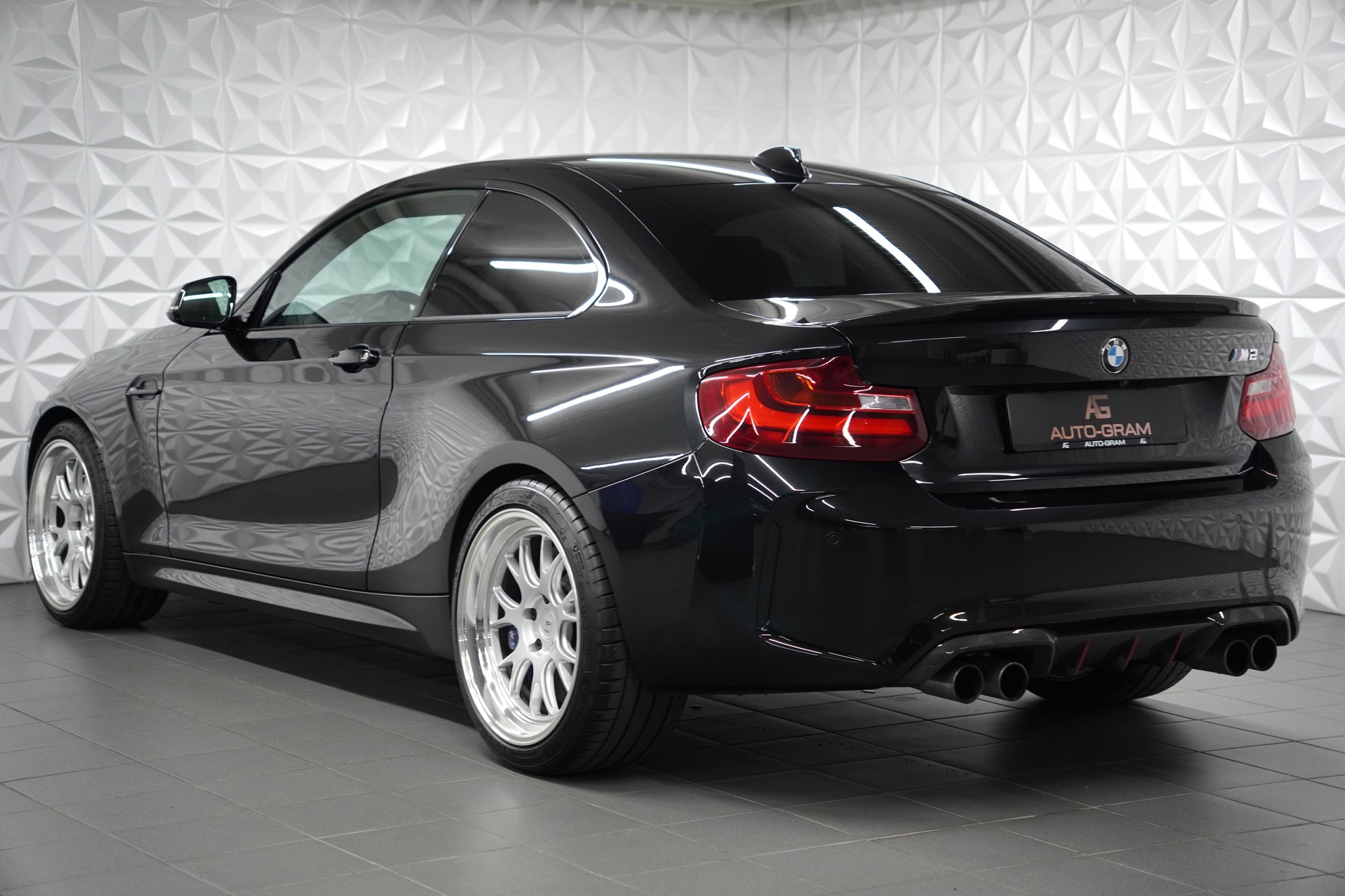 BMW M2 Drivelogic-image-2
