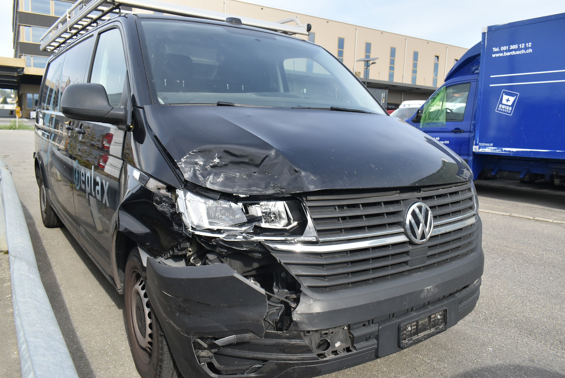 VW T6.1 2.0 TDI-image-0