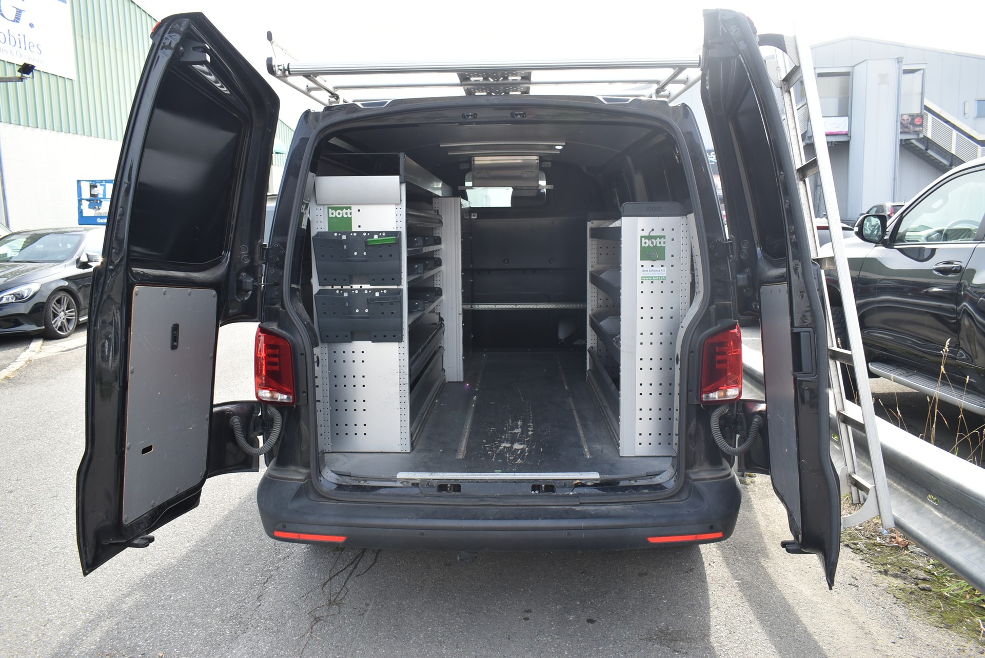 VW T6.1 2.0 TDI-image-5