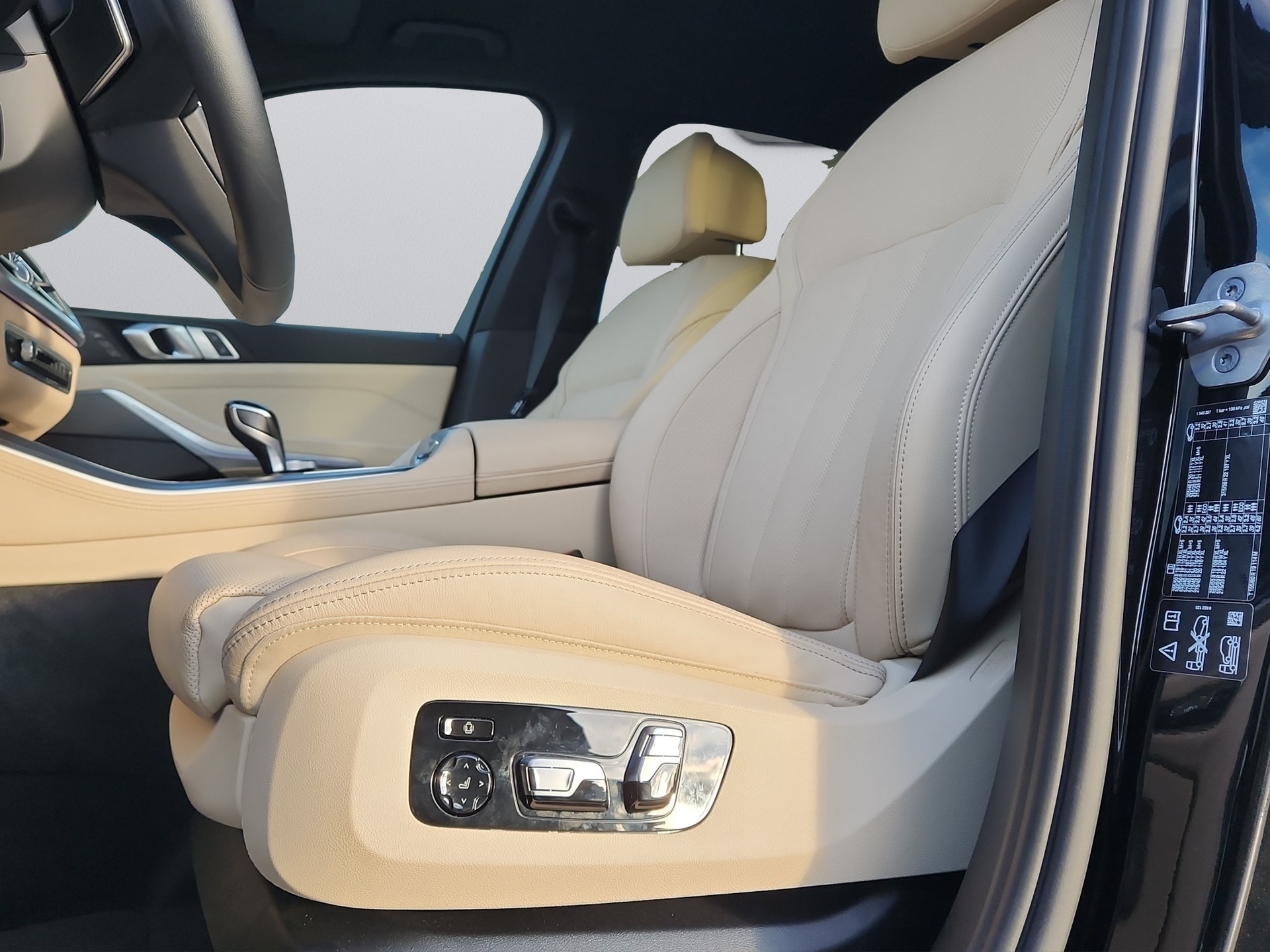 BMW X5 xDrive 48V 40i xLine Steptronic-image-8