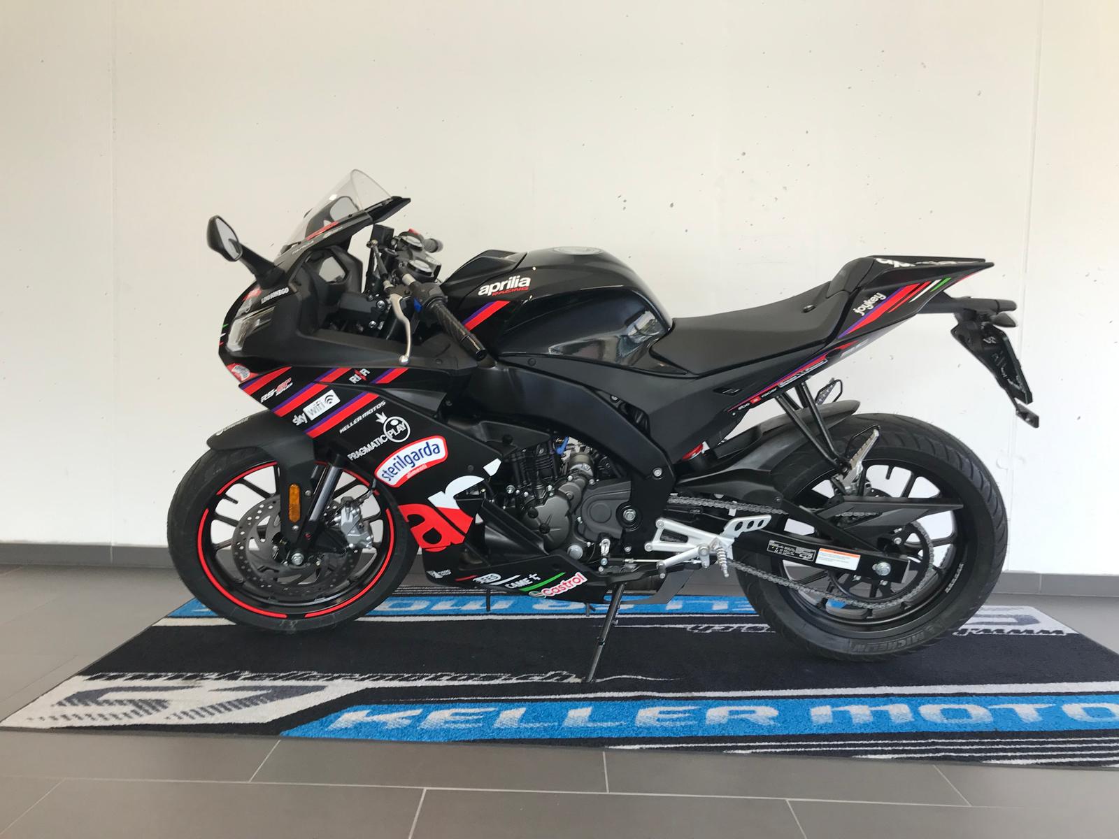 APRILIA RS 125 GP Replica E5+-showroom-element-1