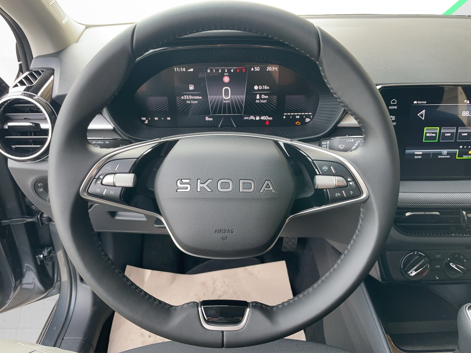 SKODA Fabia 1.0 TSI Selection-image-7