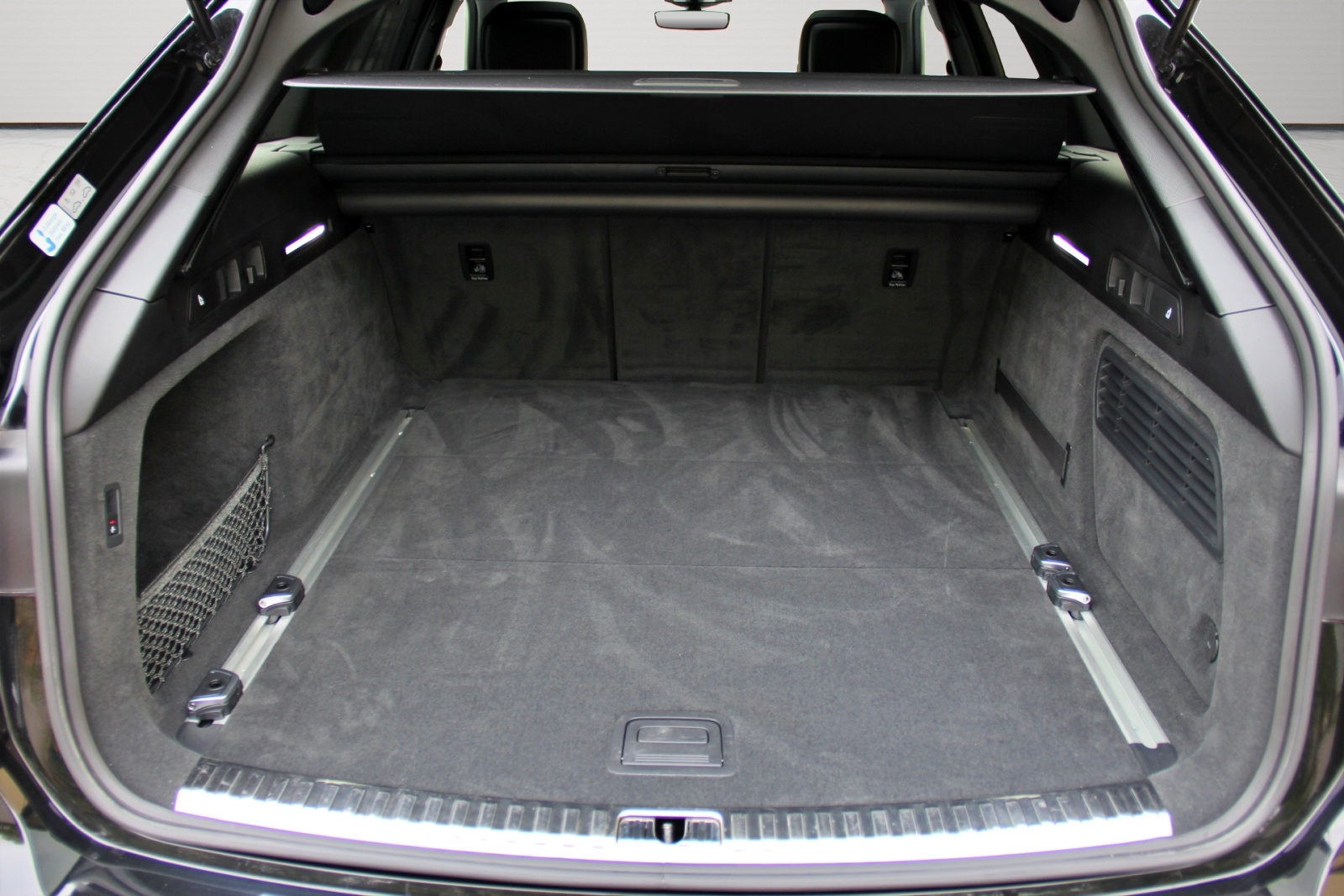 AUDI A6 Avant 50 TDI quattro S-LINE-image-15