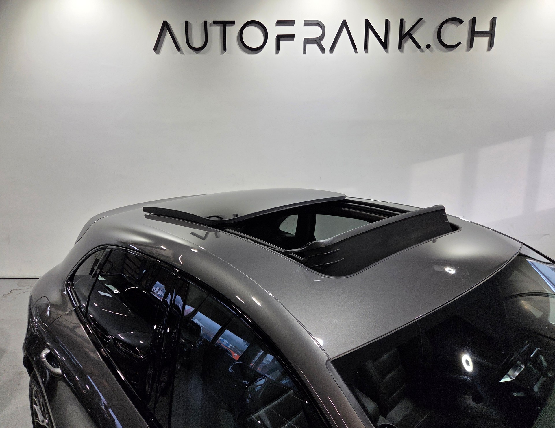 PORSCHE Macan 3.6 V6 Turbo-image-4