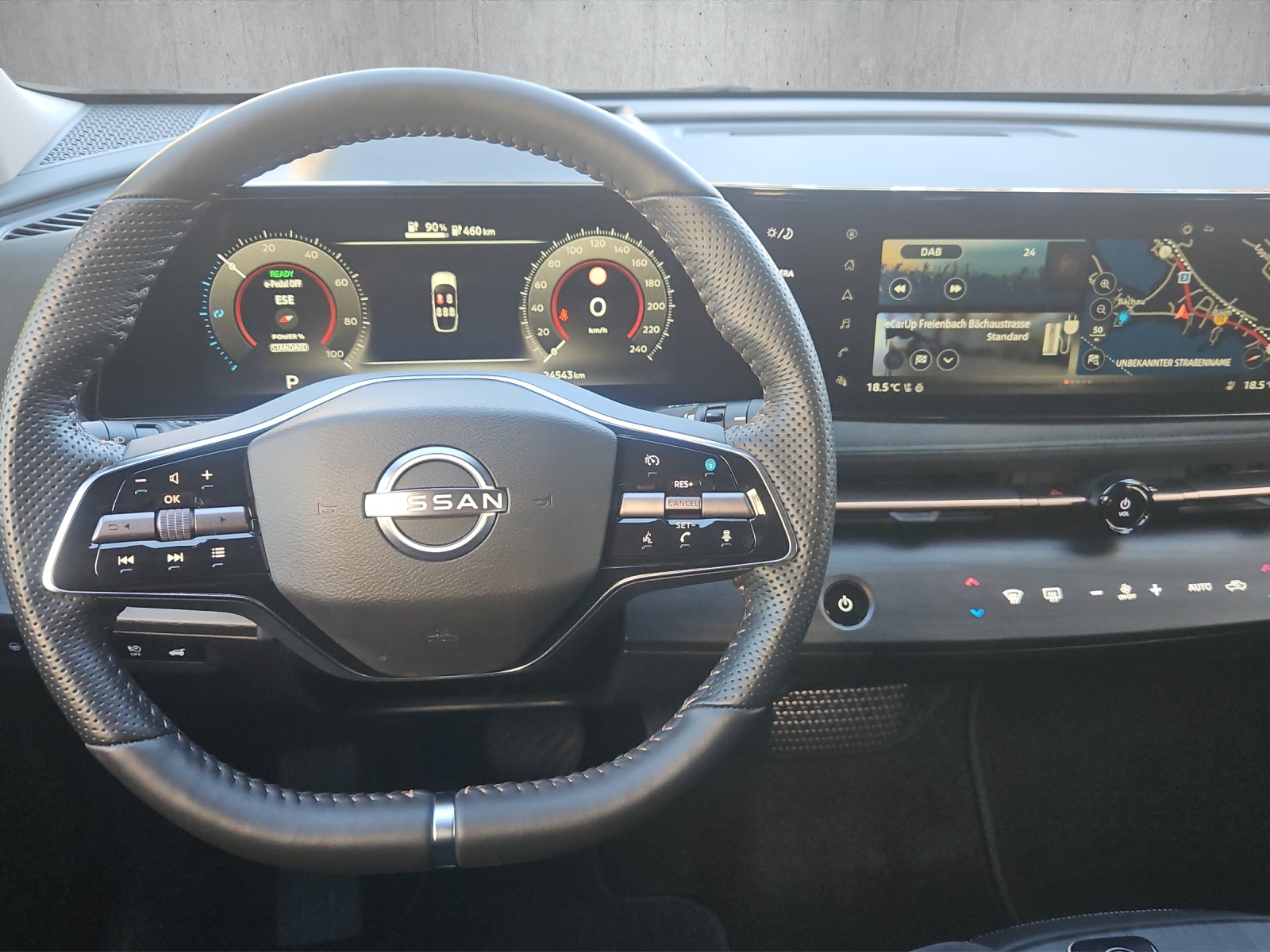 NISSAN Ariya Evolve e-4orce-image-9