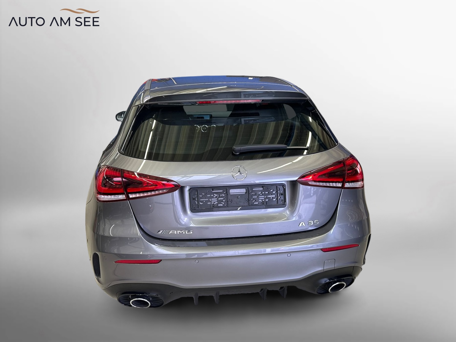MERCEDES-BENZ A 35 AMG 4Matic Speedshift-image-3