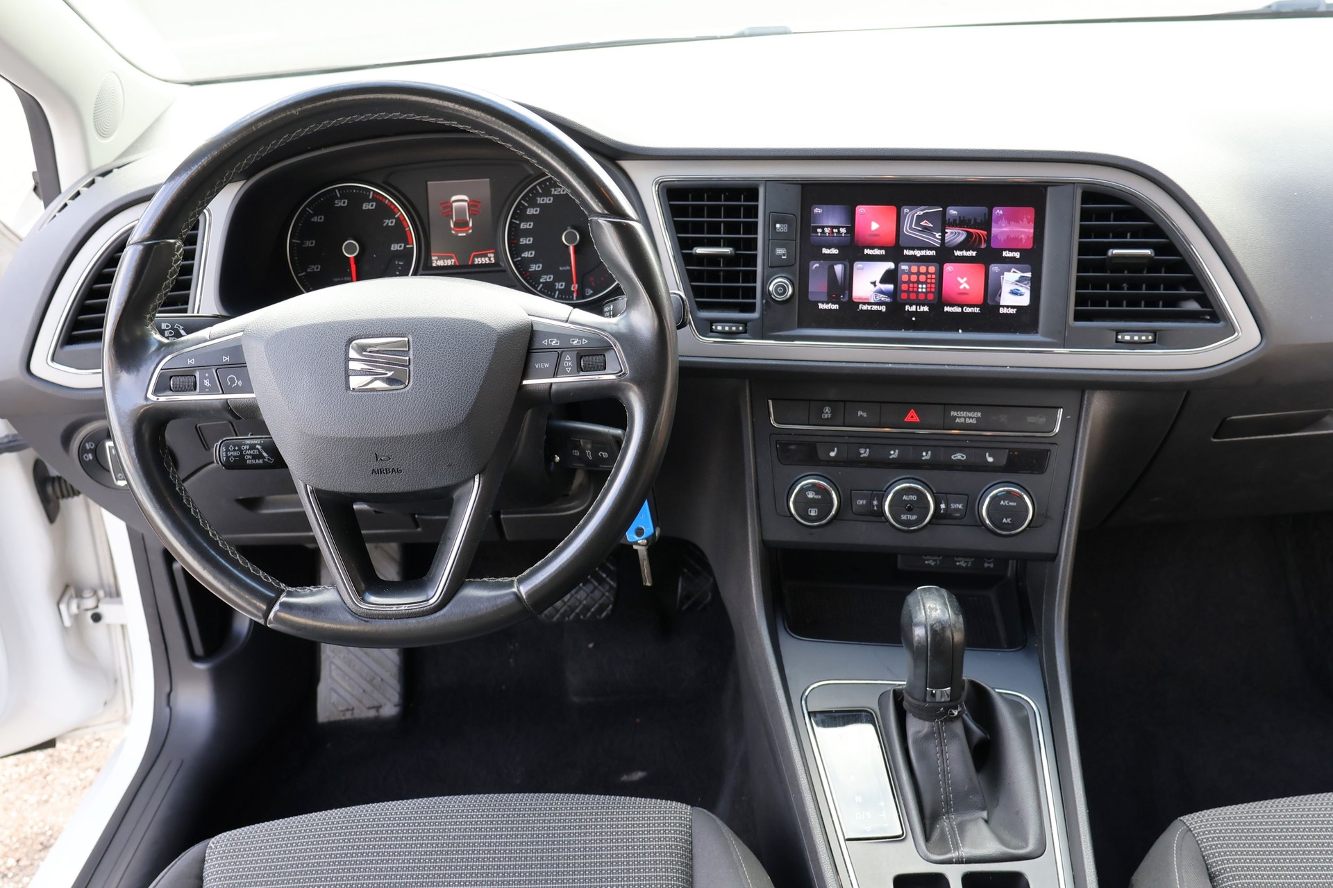 SEAT Leon ST 1.5 TGI Style DSG-image-14