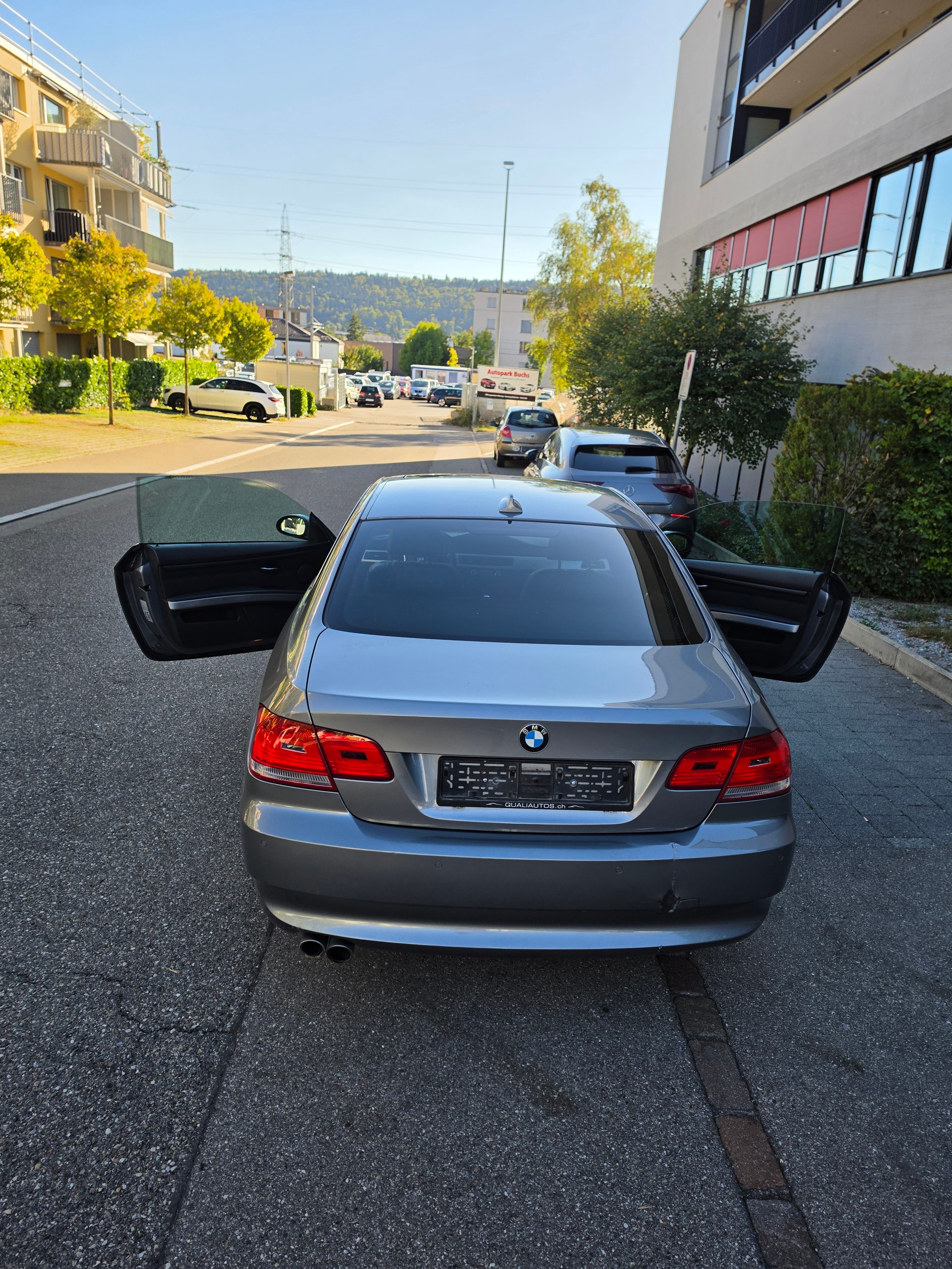 BMW 330d xDrive Coupé-image-1