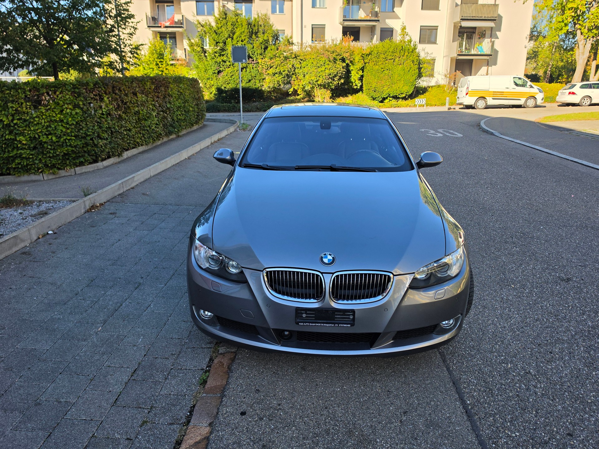 BMW 330d xDrive Coupé-image-3