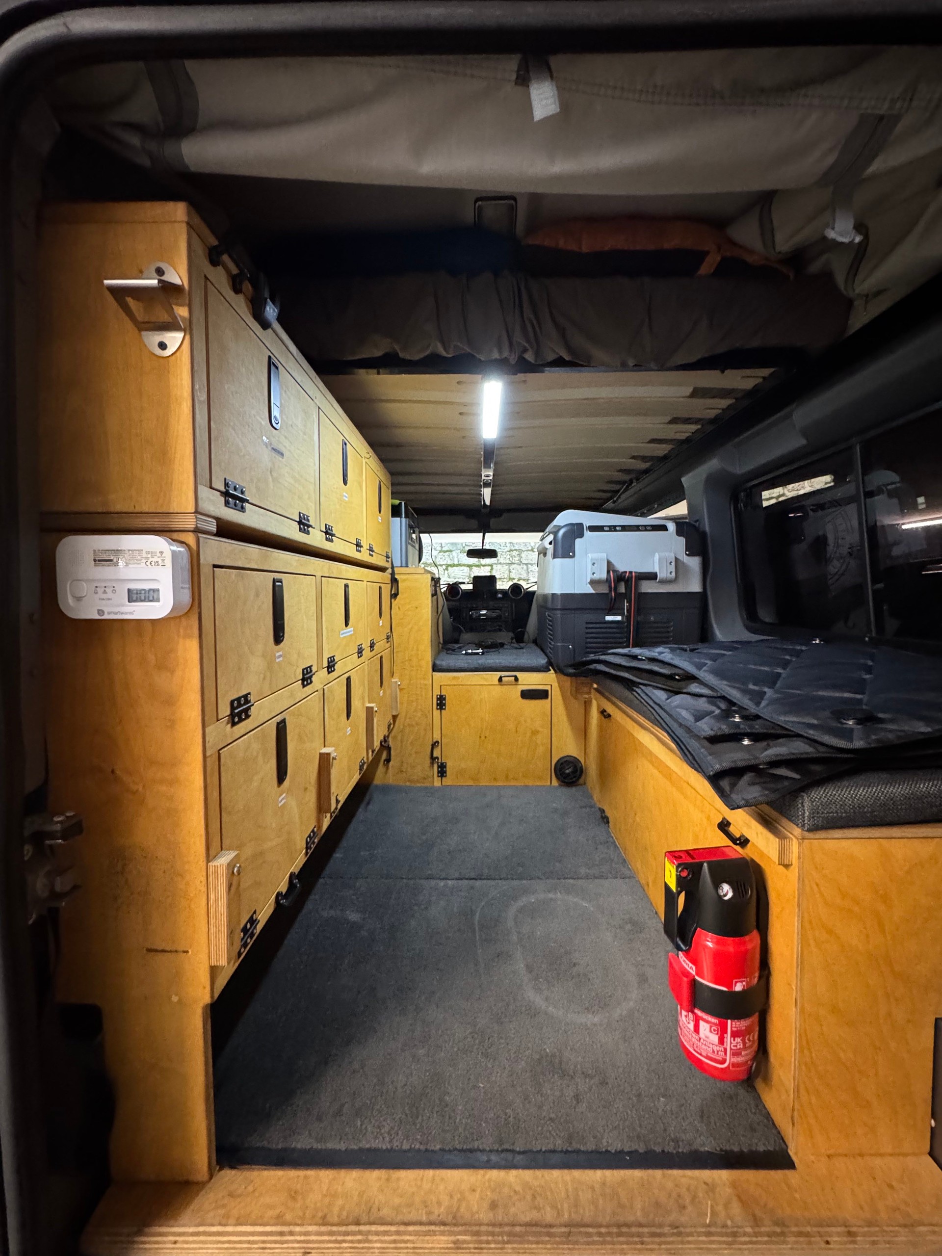 LAND ROVER 110 2.2 TD4 SW-image-3