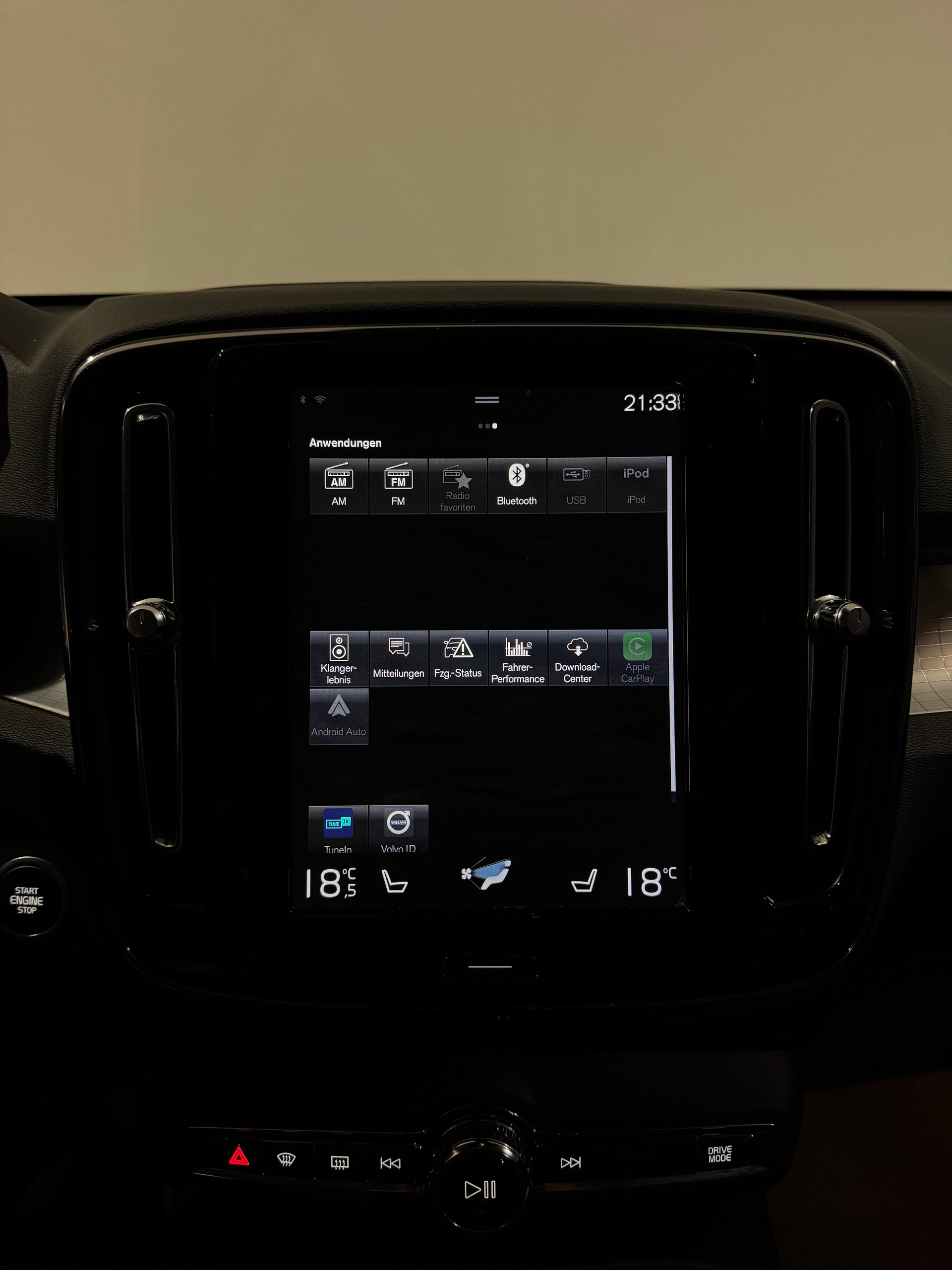 VOLVO XC40 T5 AWD Inscription Geartronic I AHK 2100 KG I-image-18