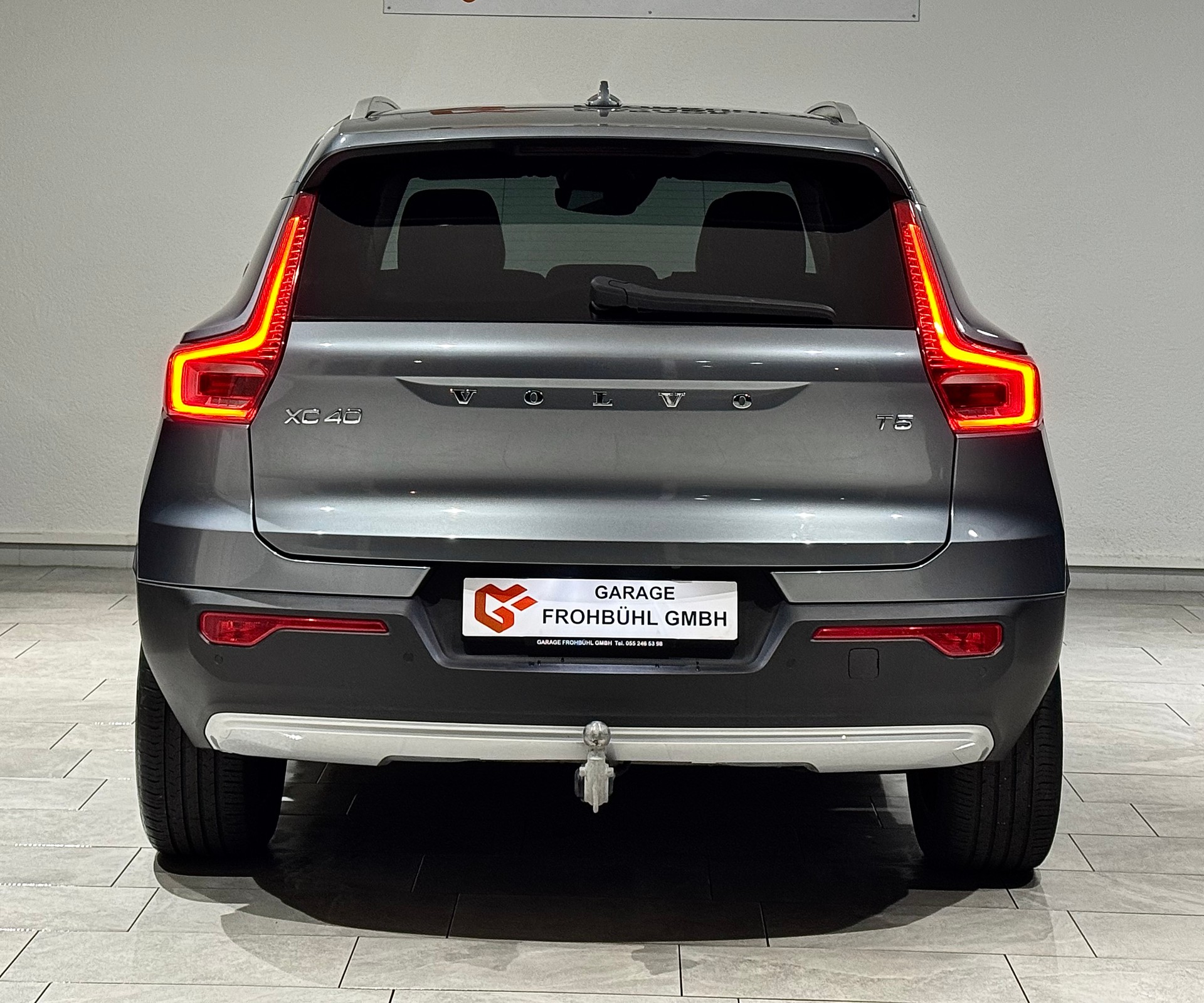 VOLVO XC40 T5 AWD Inscription Geartronic I AHK 2100 KG I-image-6