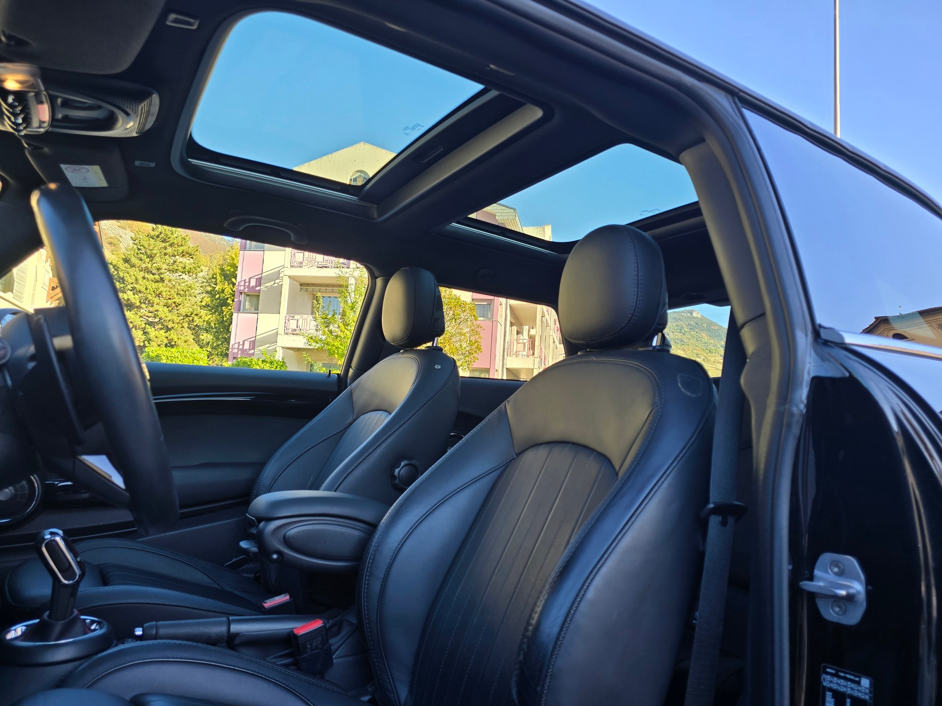 MINI Cooper S Steptronic DKG-image-12