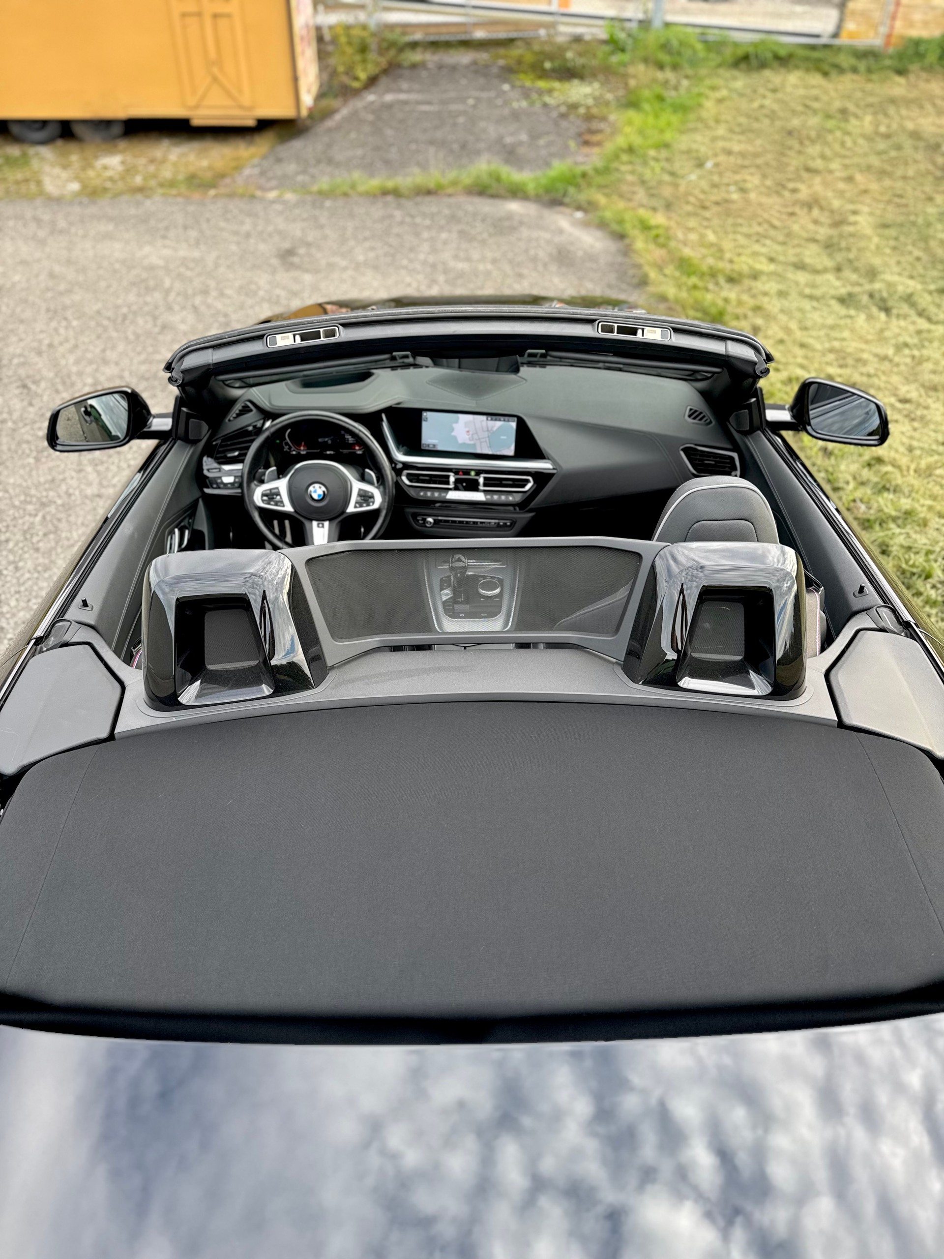 BMW Z4 sDrive 20i M Sport Steptronic / 1 Jahr Garantie geschenkt-image-12