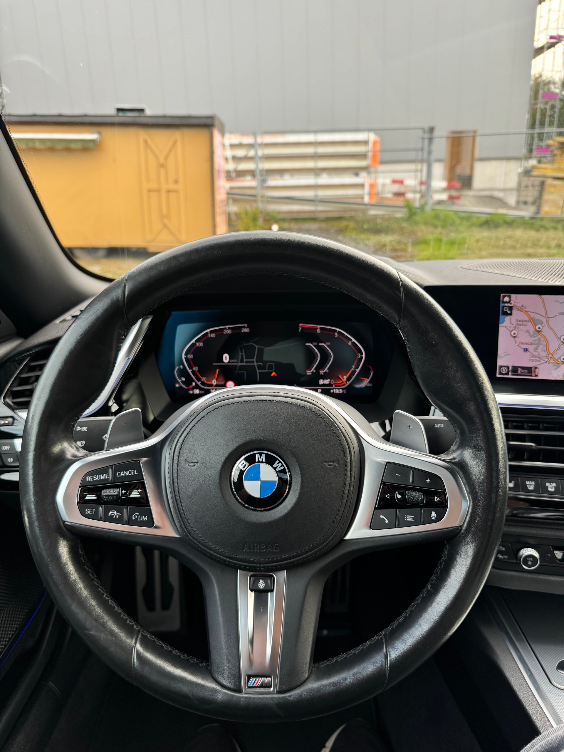 BMW Z4 sDrive 20i M Sport Steptronic / 1 Jahr Garantie geschenkt-image-16