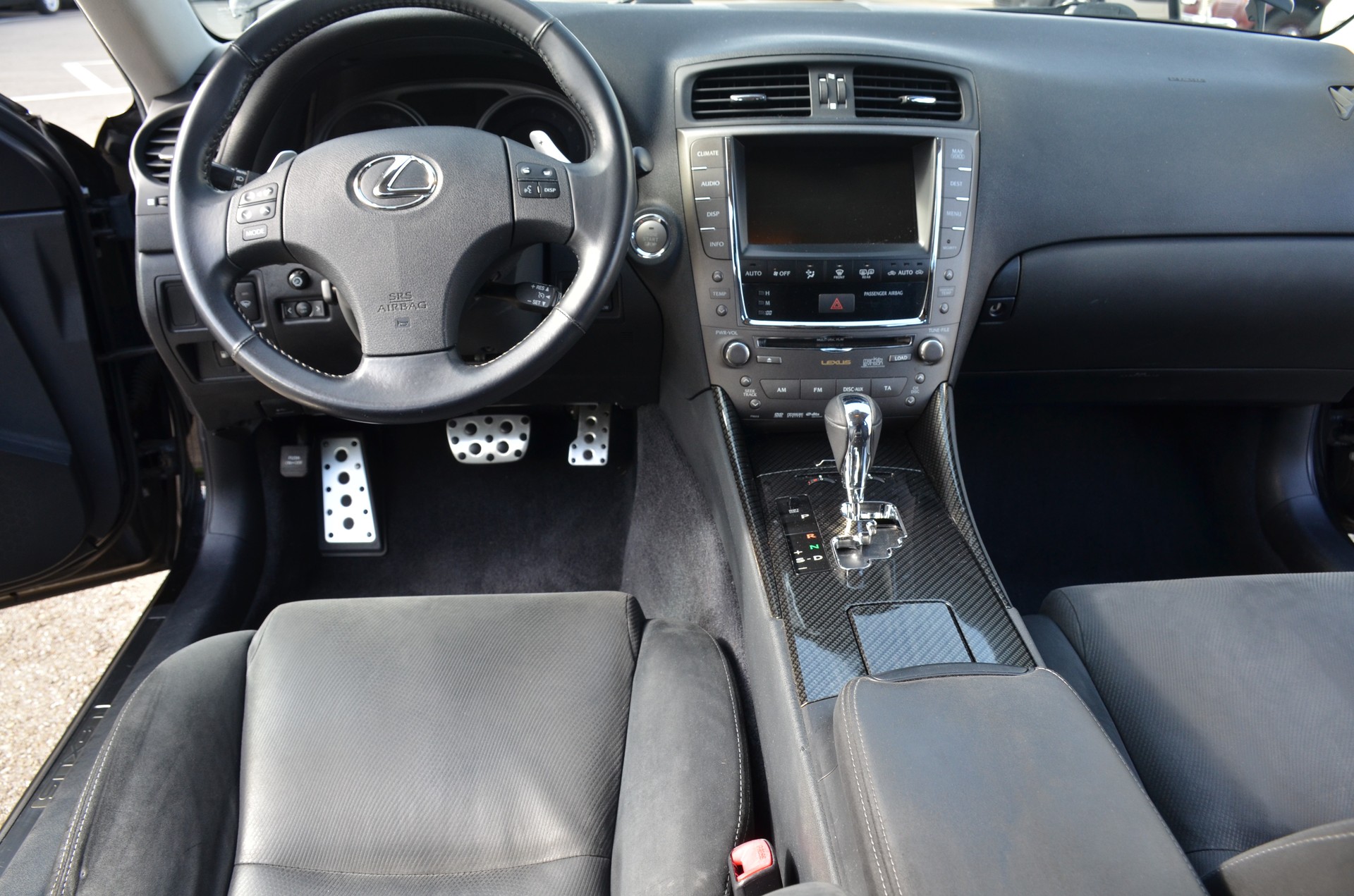 LEXUS IS 250 Sport Automatic-image-17