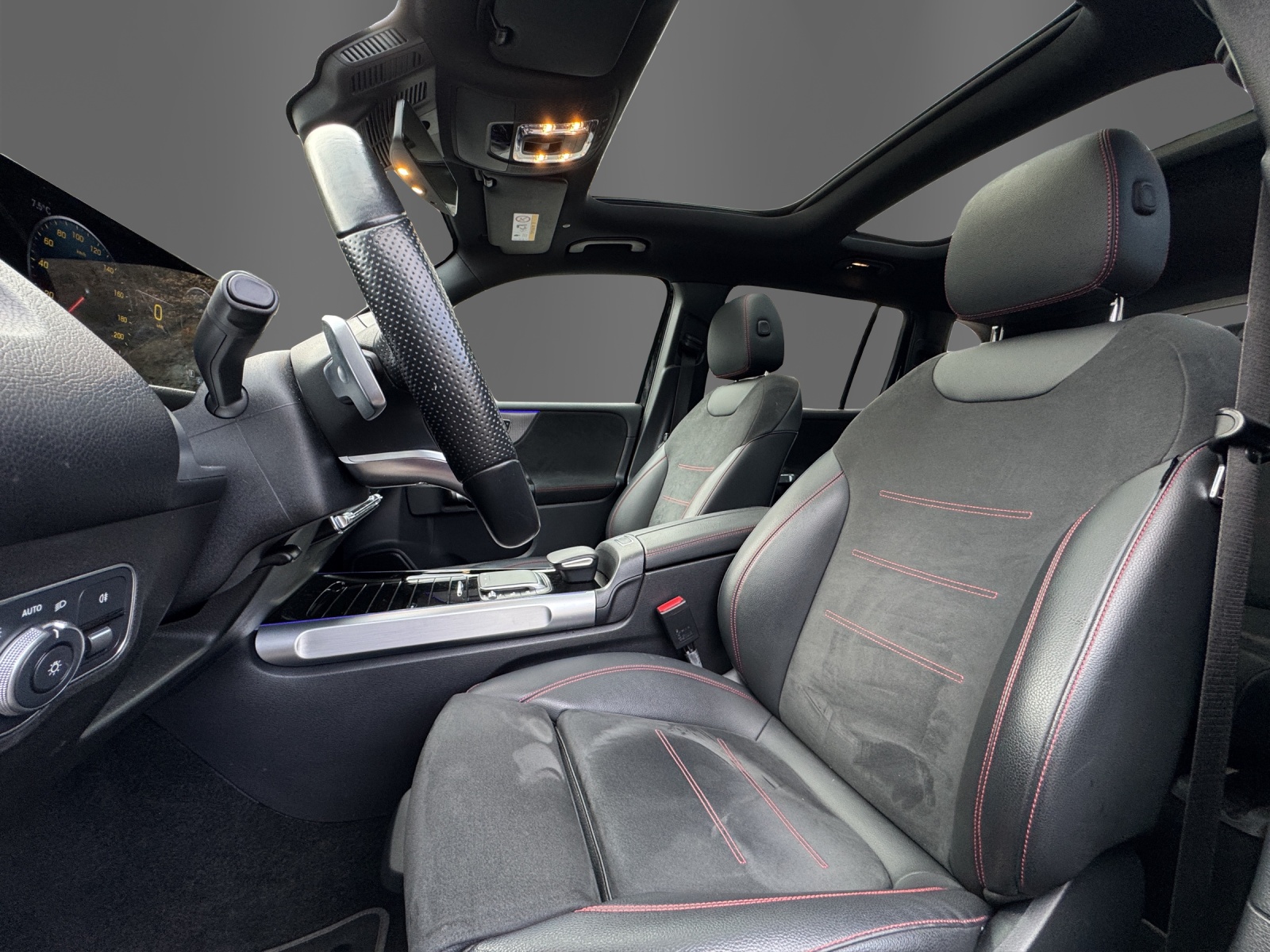 MERCEDES-BENZ EQB 350 AMG Line 4Matic-image-8