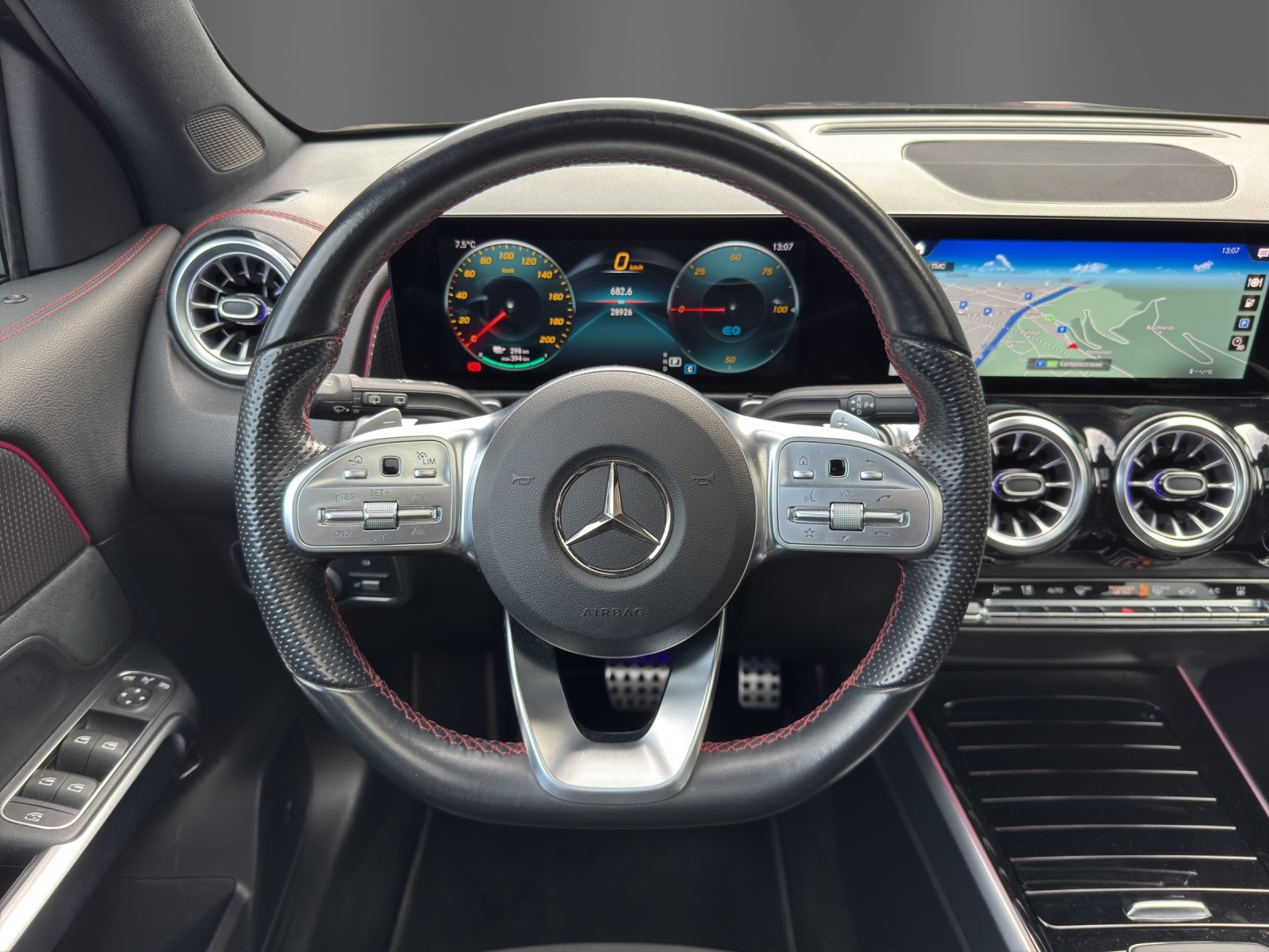 MERCEDES-BENZ EQB 350 AMG Line 4Matic-image-9