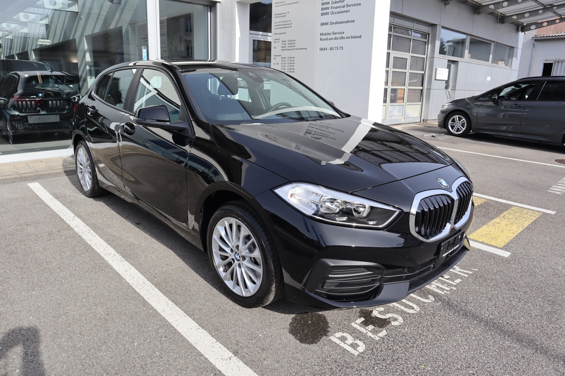 BMW 120i Steptronic-image-0