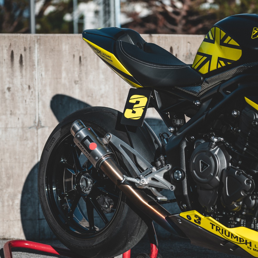 TRIUMPH Speed Triple RR-showroom-element-3
