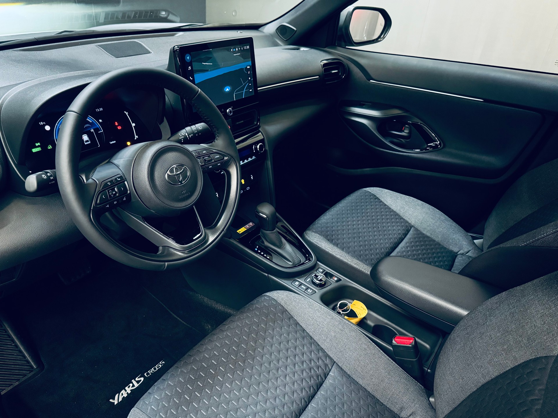 TOYOTA Yaris Cross 1.5 Trend AWDi e-CVT 130PS-image-13