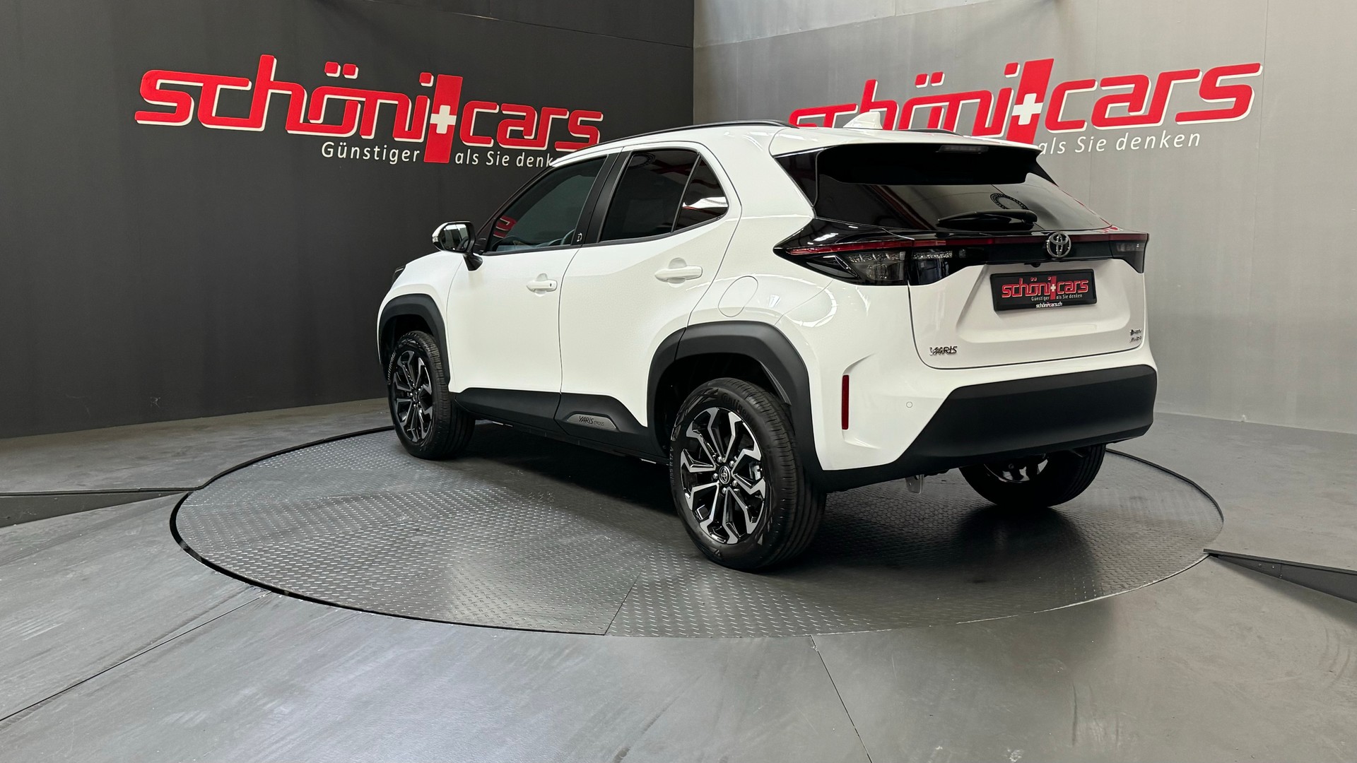 TOYOTA Yaris Cross 1.5 Trend AWDi e-CVT 130PS-image-3