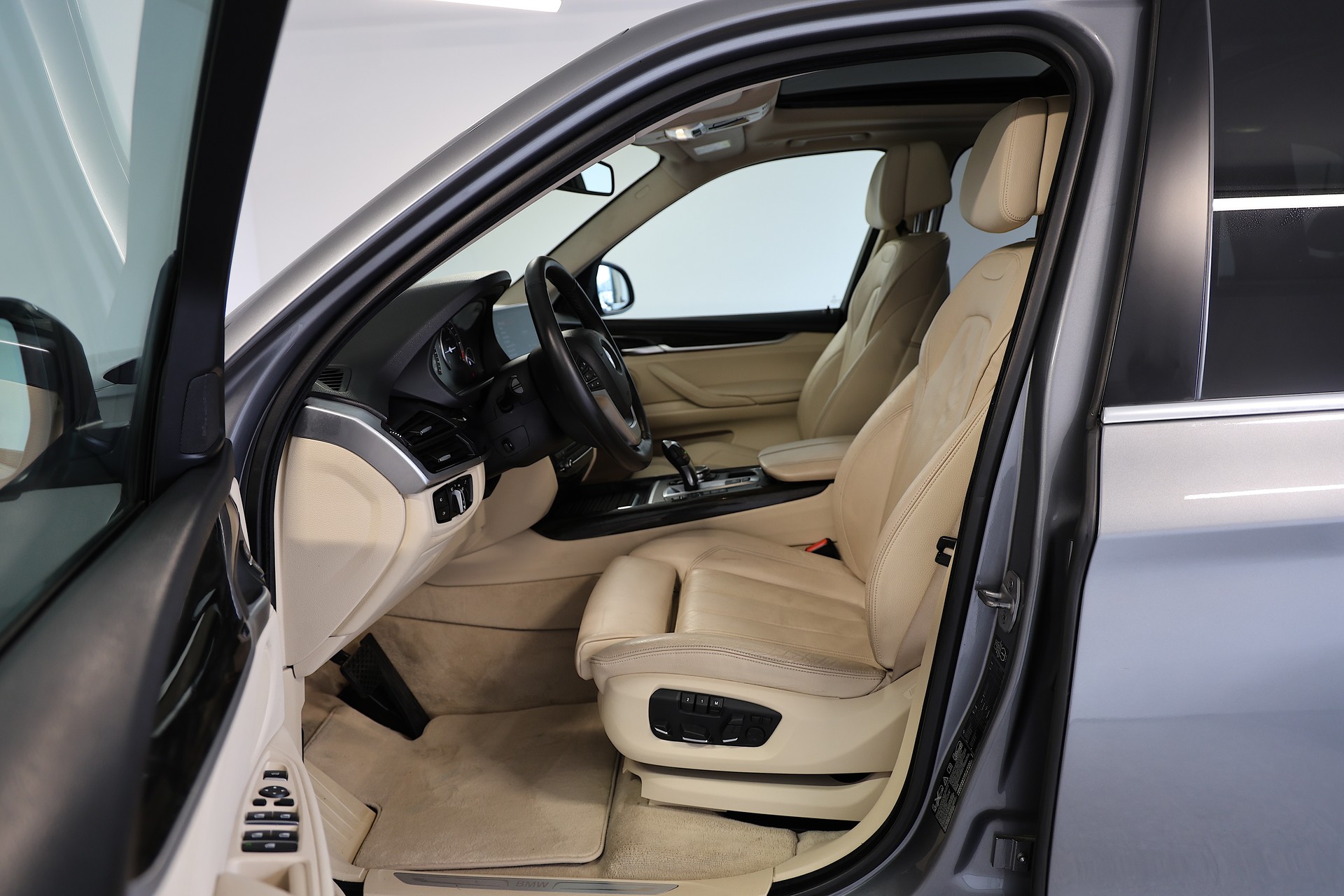 BMW X5 xDrive 30d Steptronic-image-6