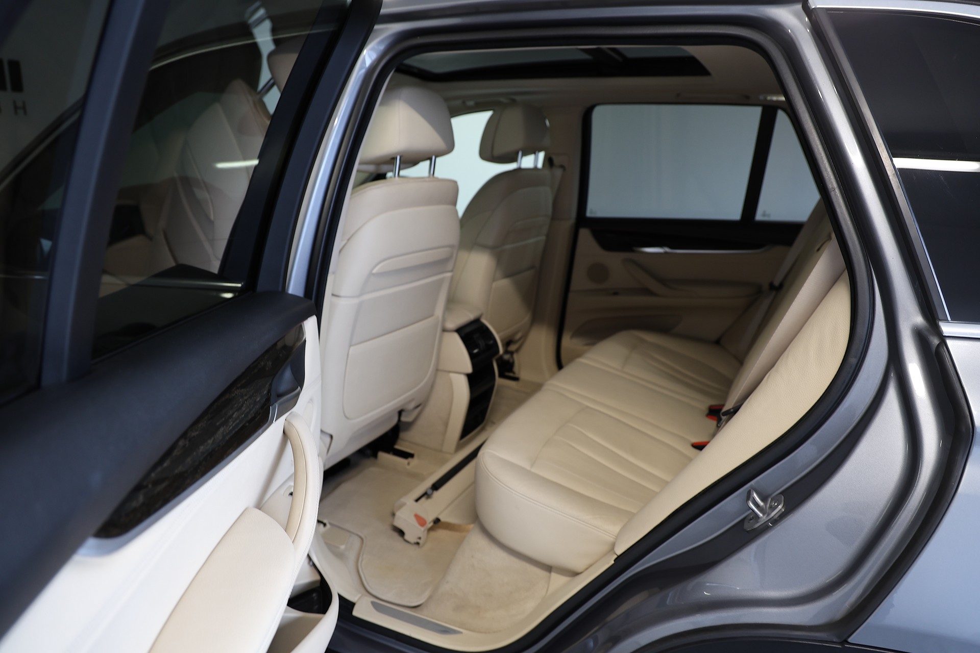 BMW X5 xDrive 30d Steptronic-image-14