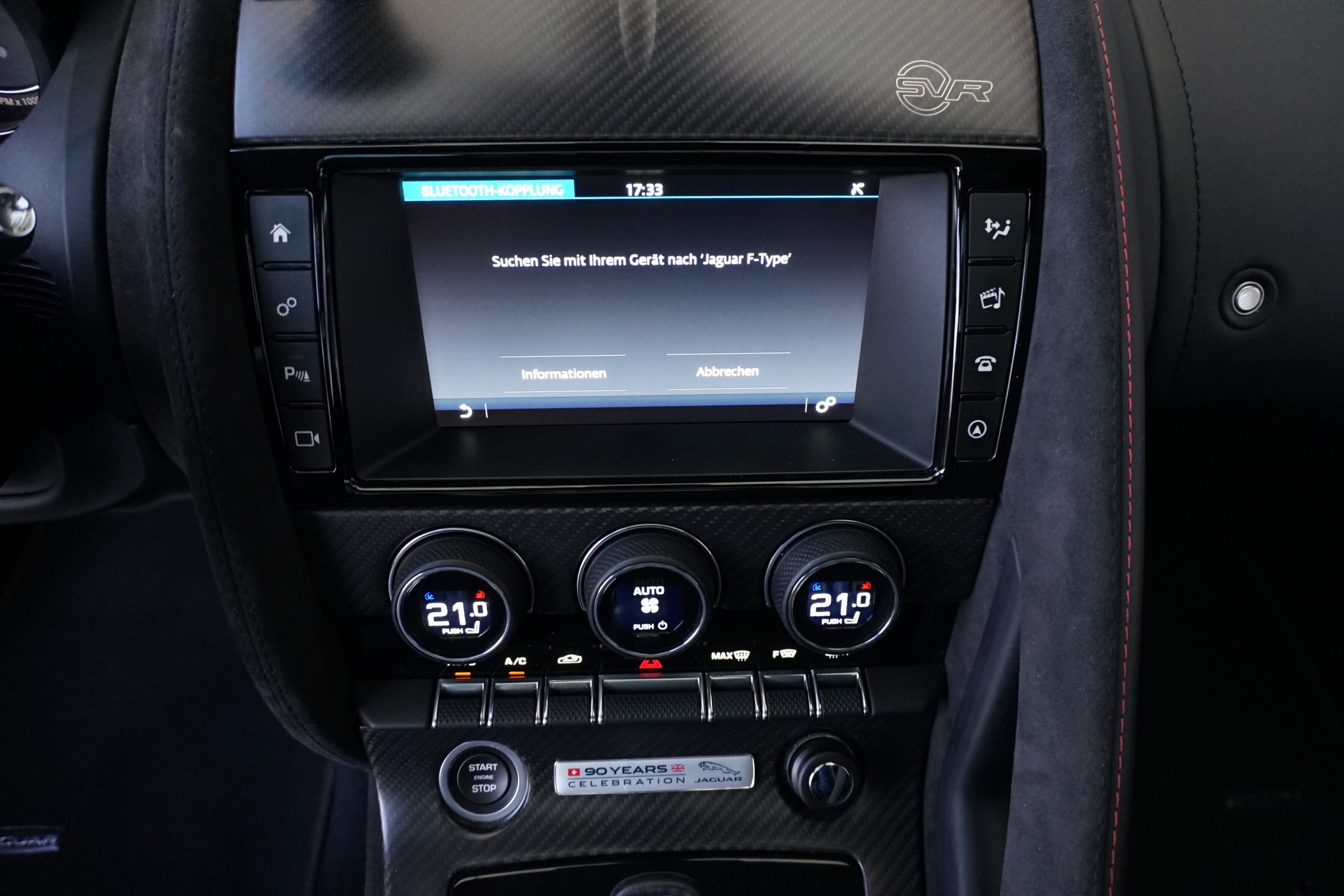 JAGUAR F-Type 5.0 V8 S/C SVR AWD 575PS-image-13