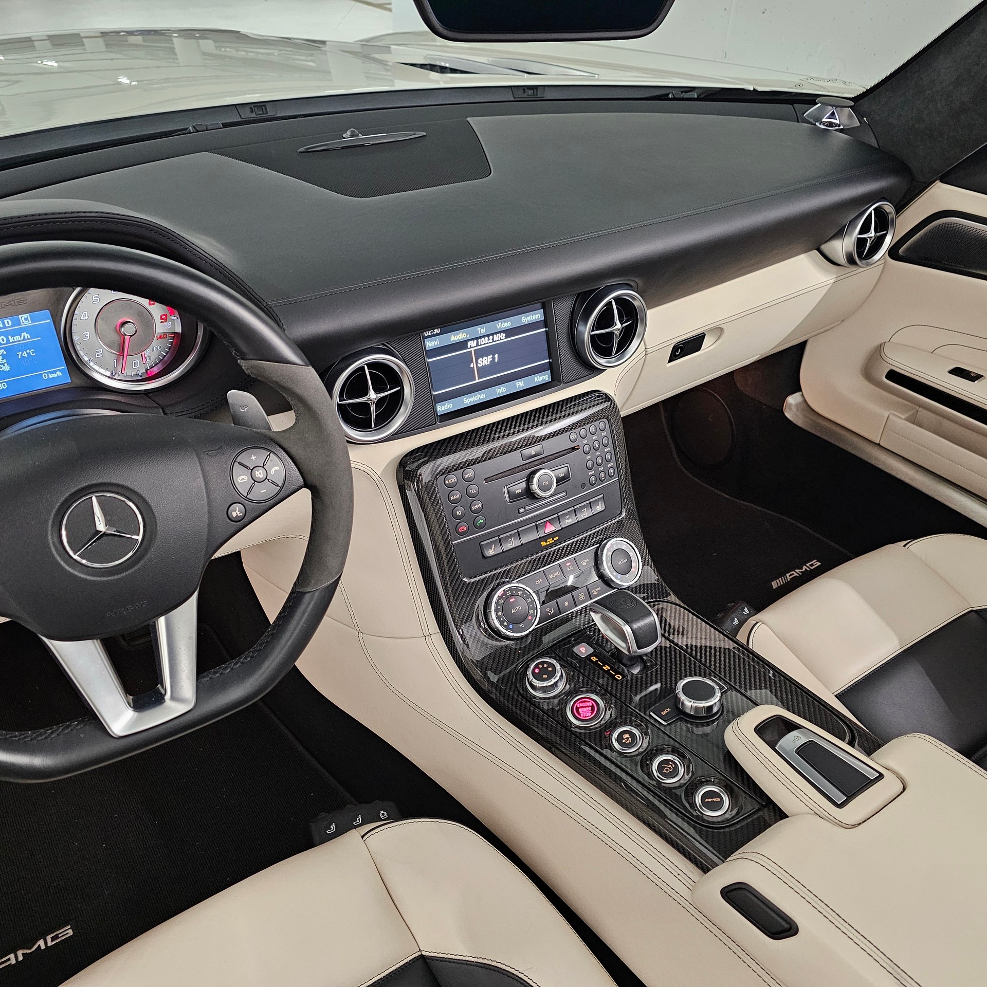 MERCEDES-BENZ SLS 63 AMG Speedshift-image-10