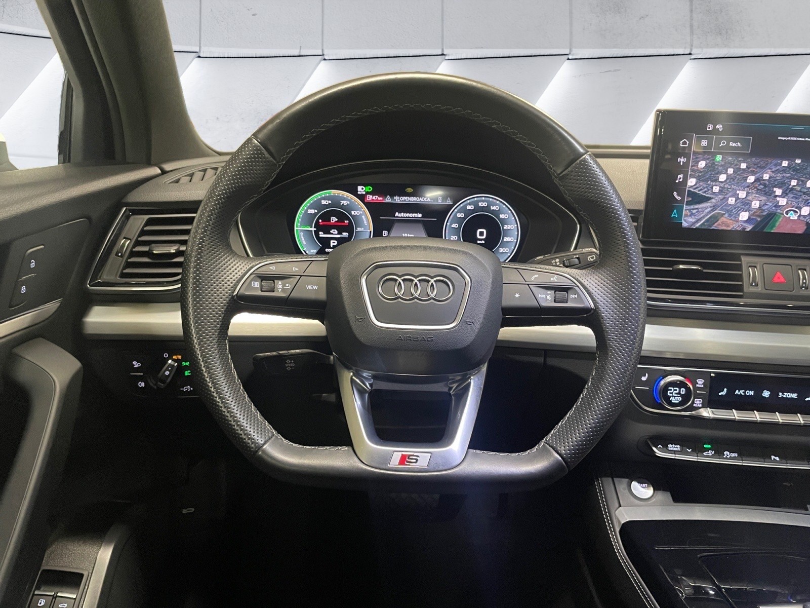 AUDI Q5 50 TFSI e PHEV S line quattro S-tronic /-image-12