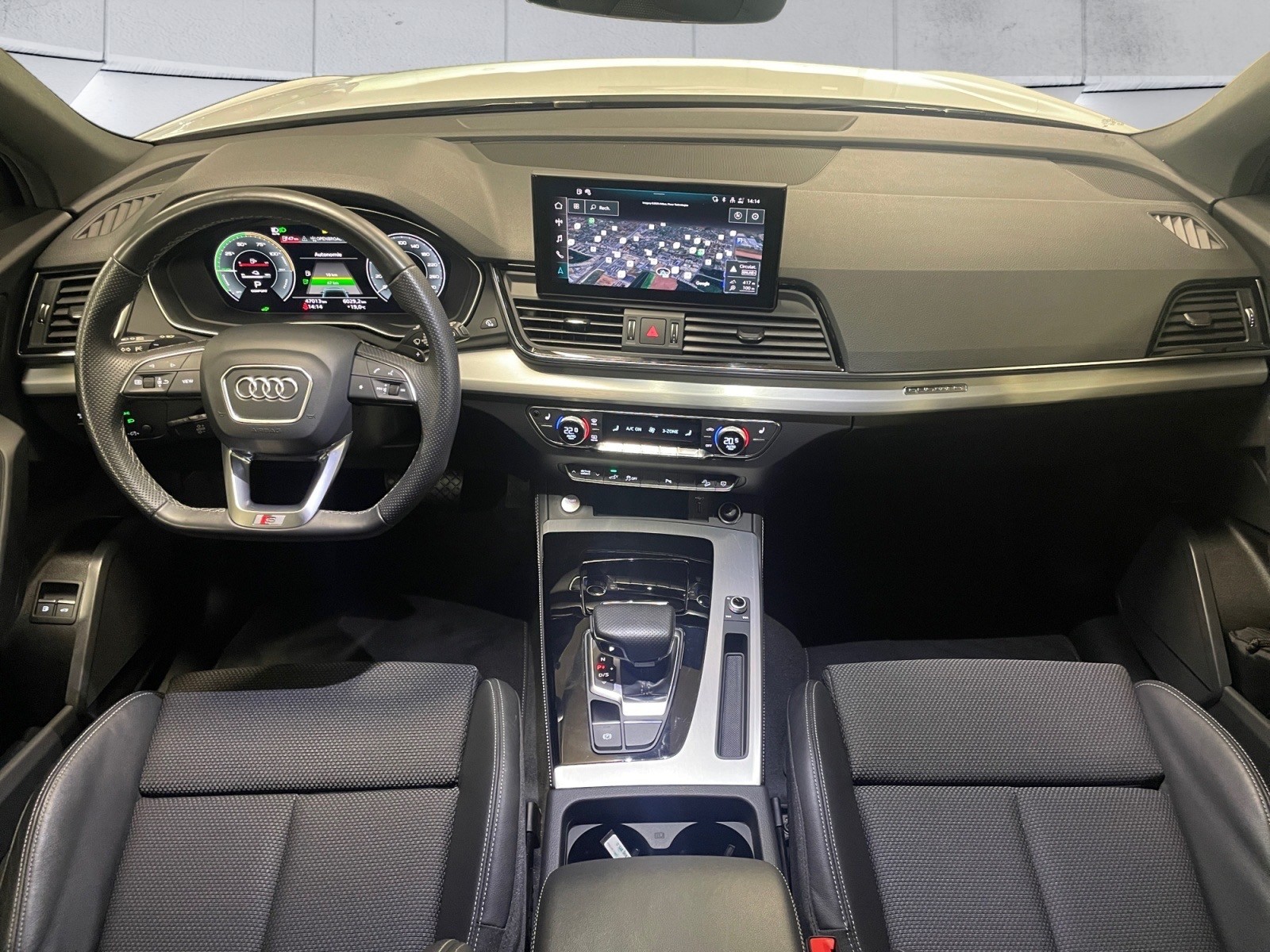 AUDI Q5 50 TFSI e PHEV S line quattro S-tronic /-image-10