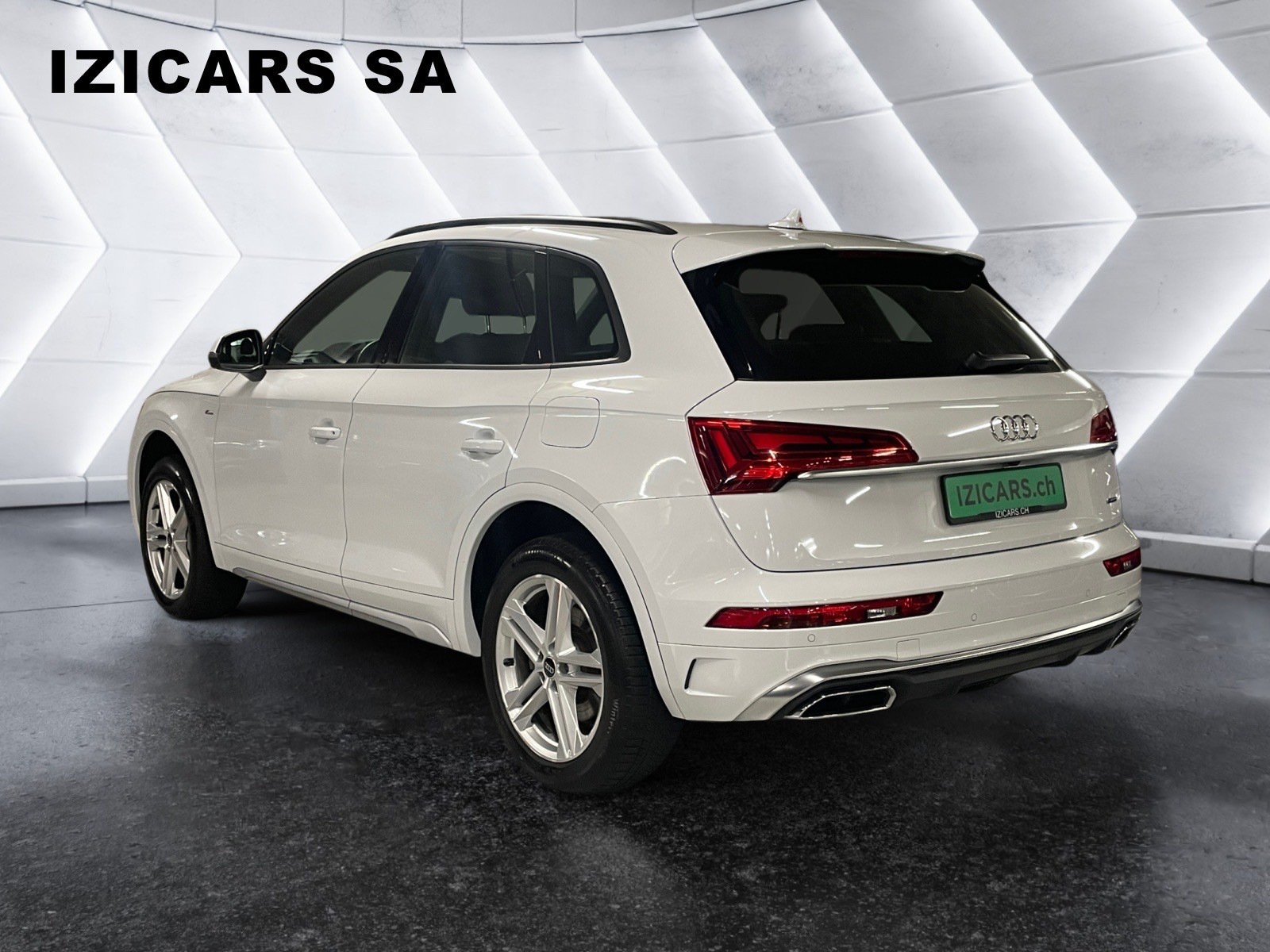 AUDI Q5 50 TFSI e PHEV S line quattro S-tronic /-image-4
