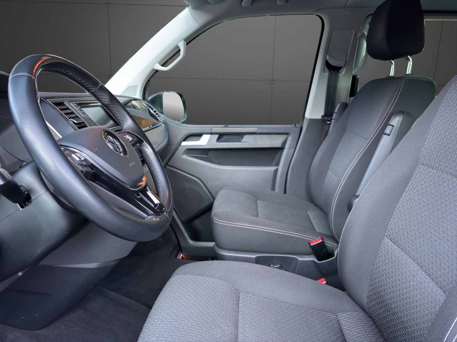 VW T6 Multivan 2.0 TDI Trendline DSG-image-2