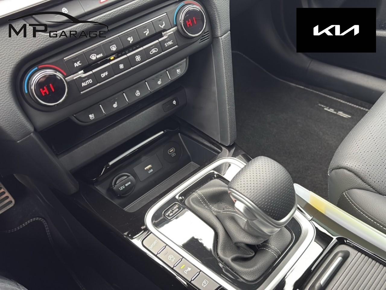 KIA Ceed SW 1.5 T-GDi GT-Line-image-11