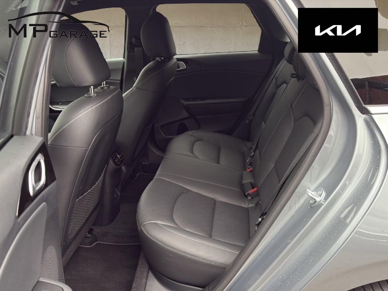 KIA Ceed SW 1.5 T-GDi GT-Line-image-13