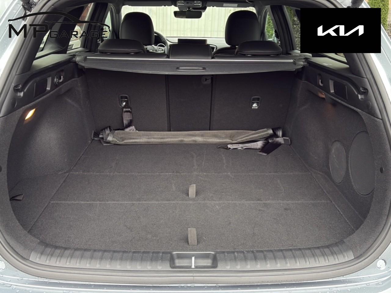 KIA Ceed SW 1.5 T-GDi GT-Line-image-5