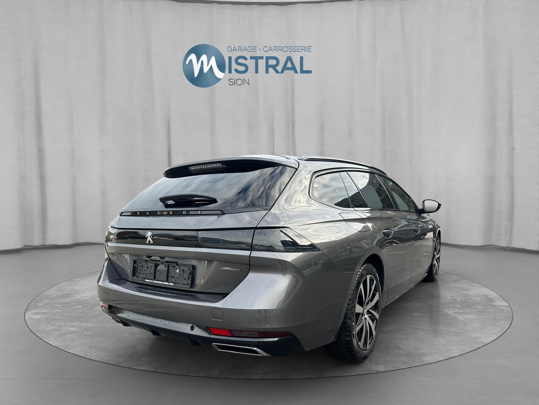 PEUGEOT 508 SW 1.5 Blue HDI GT Line EAT8-image-4