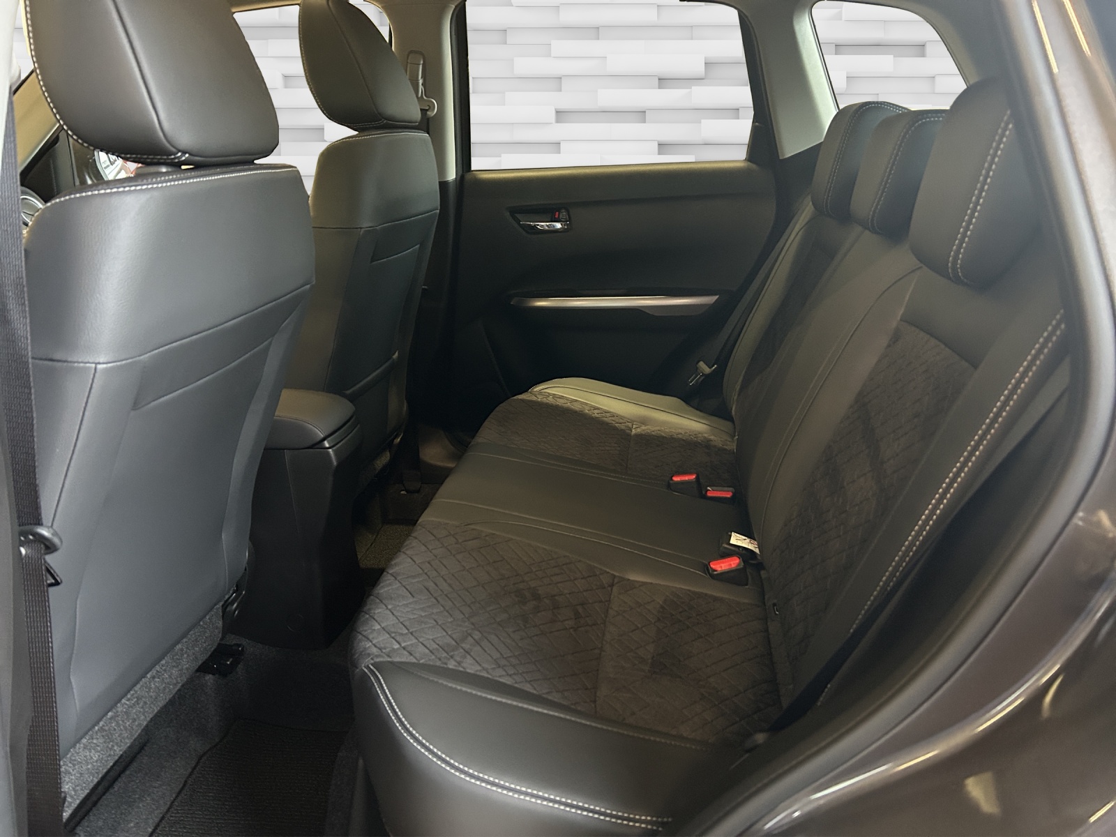 SUZUKI Vitara 1.4 Boosterjet Compact Top 4x4 Hybrid Automatic-image-7