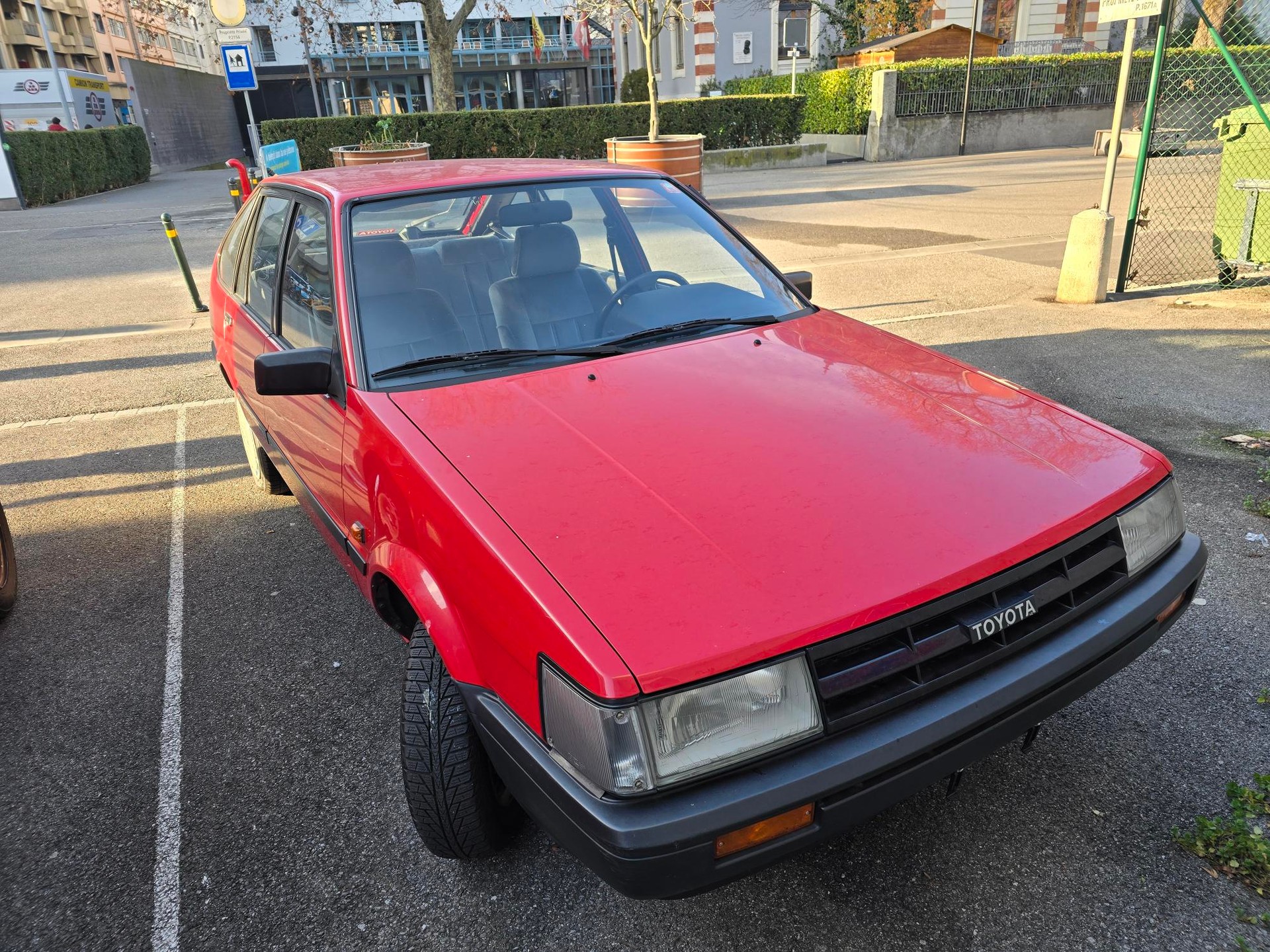TOYOTA Corolla 1600 GL Compact-image-2