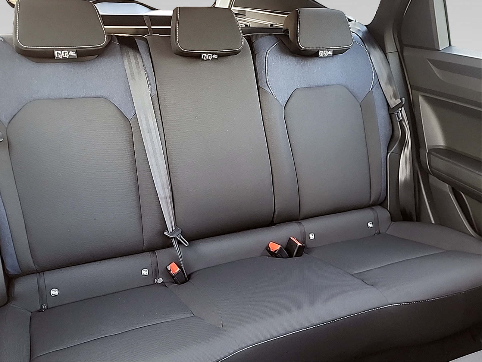 DACIA BIGSTER expression hybrid 155-image-11