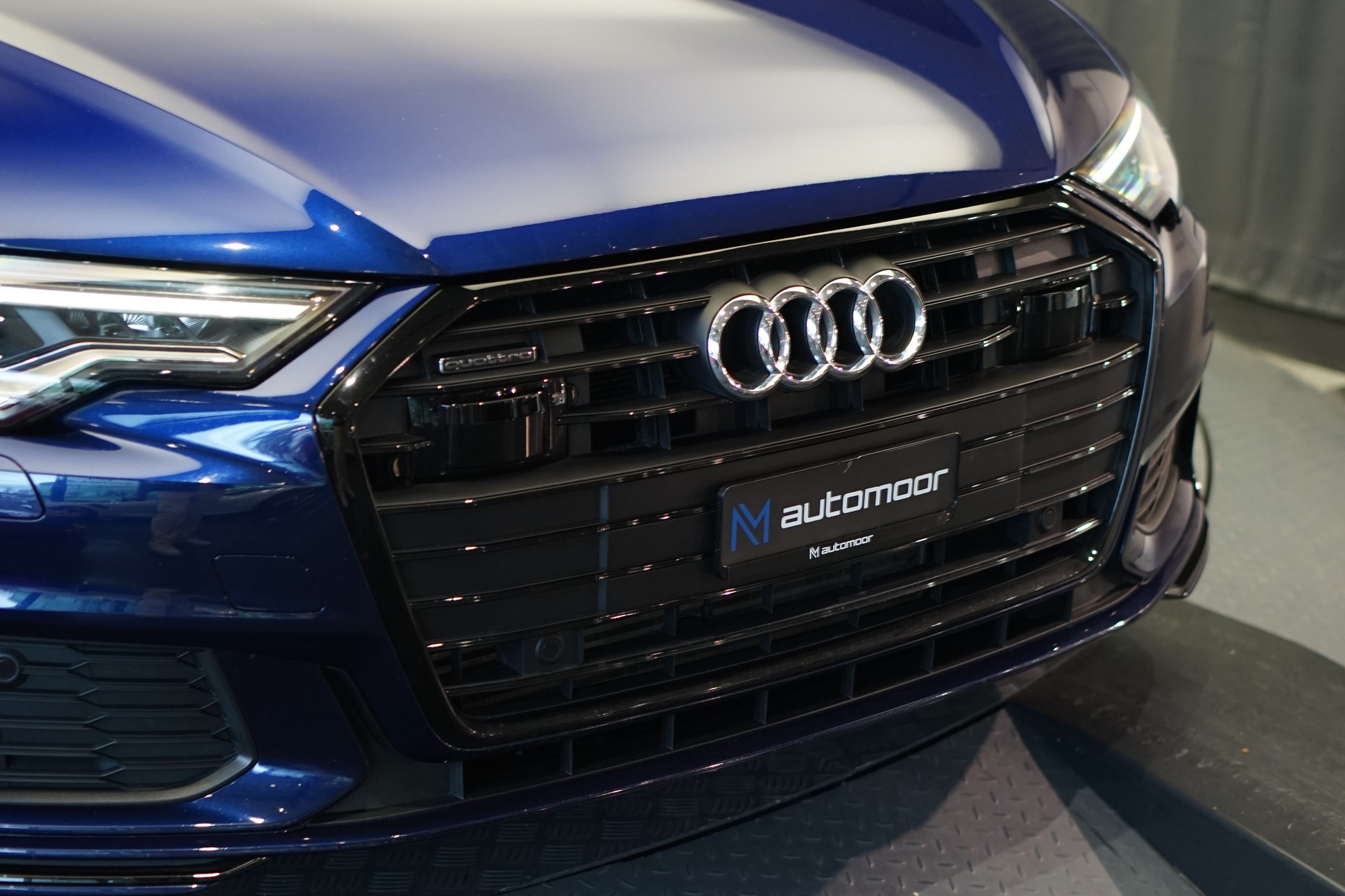 AUDI A6 Avant 55 TFSIe Sport quattro S-tronic *Standheizung*-image-41