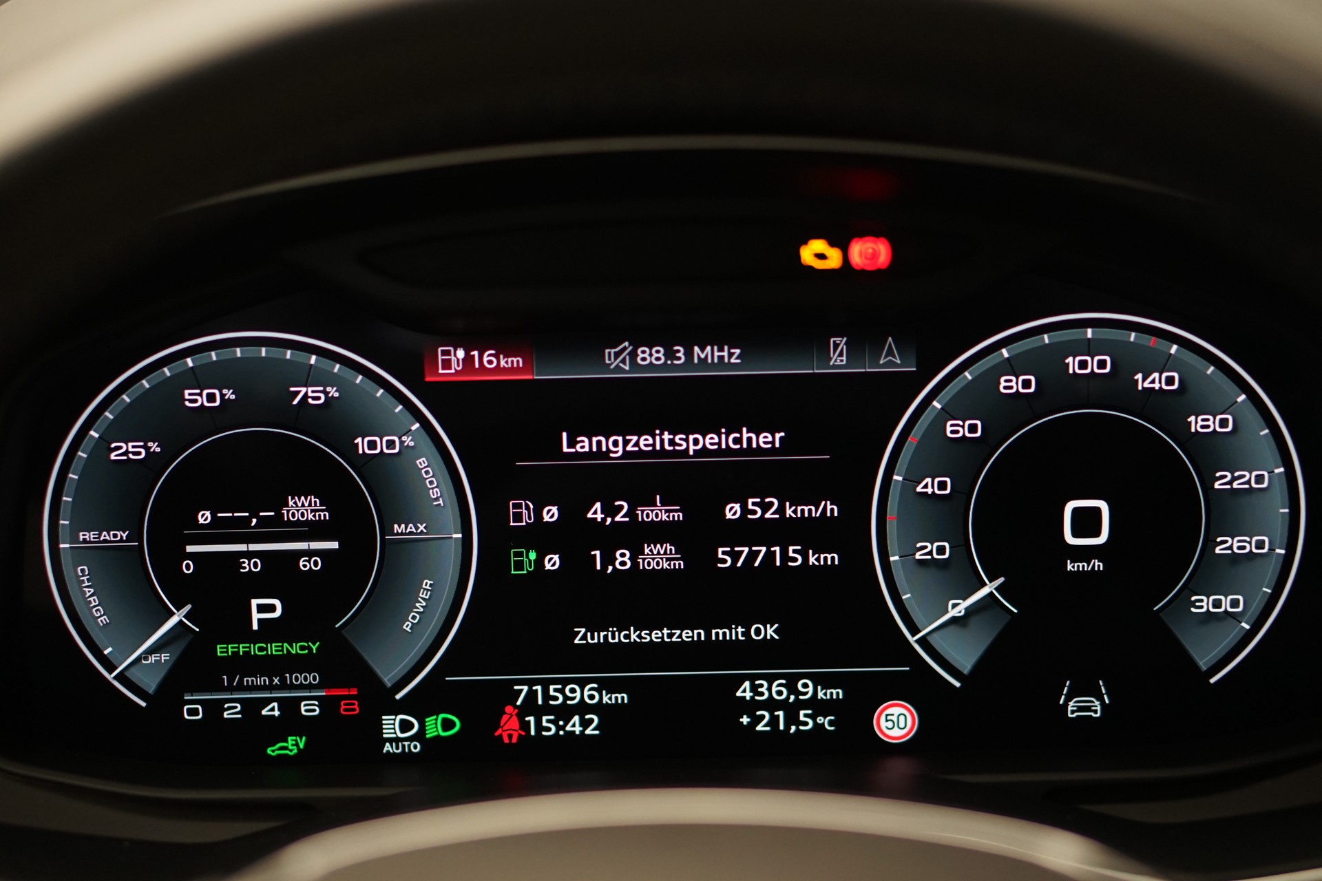 AUDI A6 Avant 55 TFSIe Sport quattro S-tronic *Standheizung*-image-30