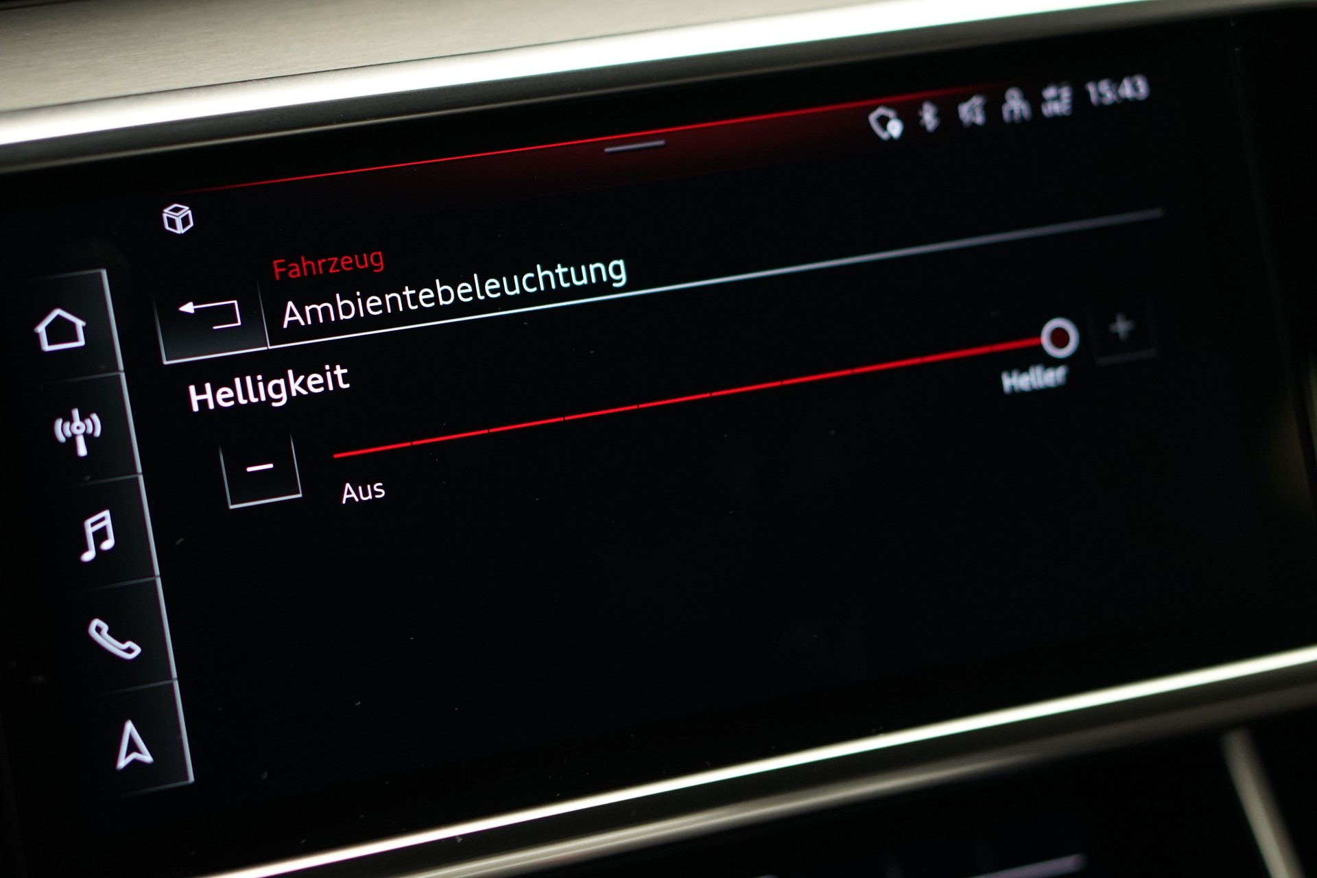 AUDI A6 Avant 55 TFSIe Sport quattro S-tronic *Standheizung*-image-35