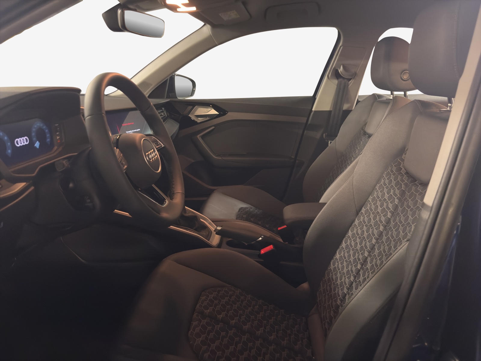 AUDI A1 Sportback 30 TFSI Attraction S-tronic-image-7