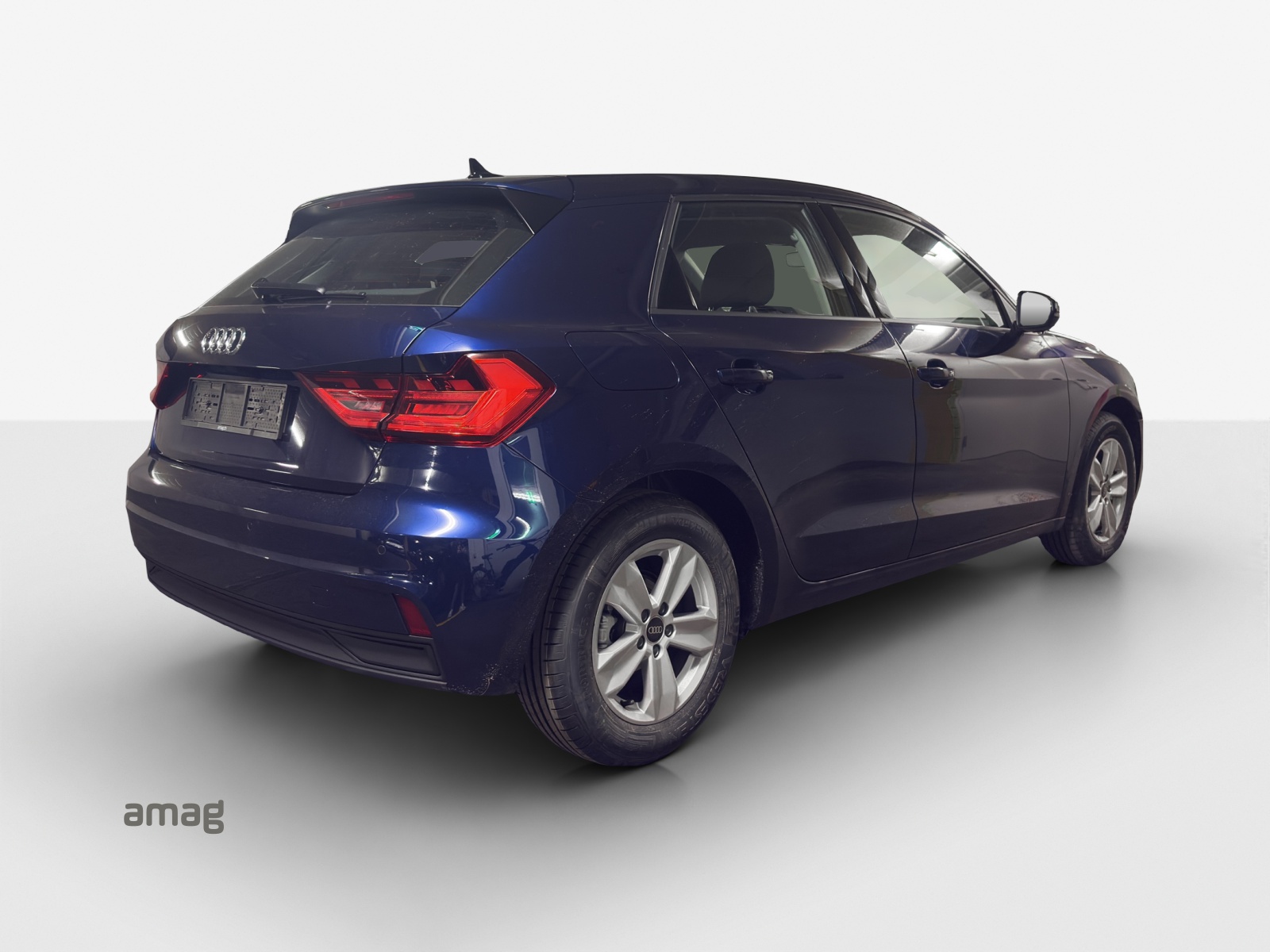 AUDI A1 Sportback 30 TFSI Attraction S-tronic-image-4