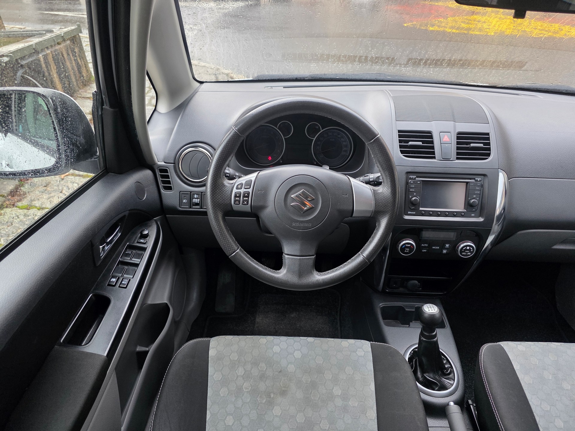 SUZUKI SX4 1.6 16V GL Top 4WD-image-6